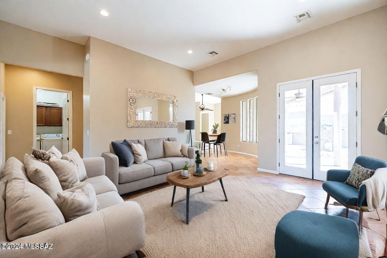 721 W Regulation Place