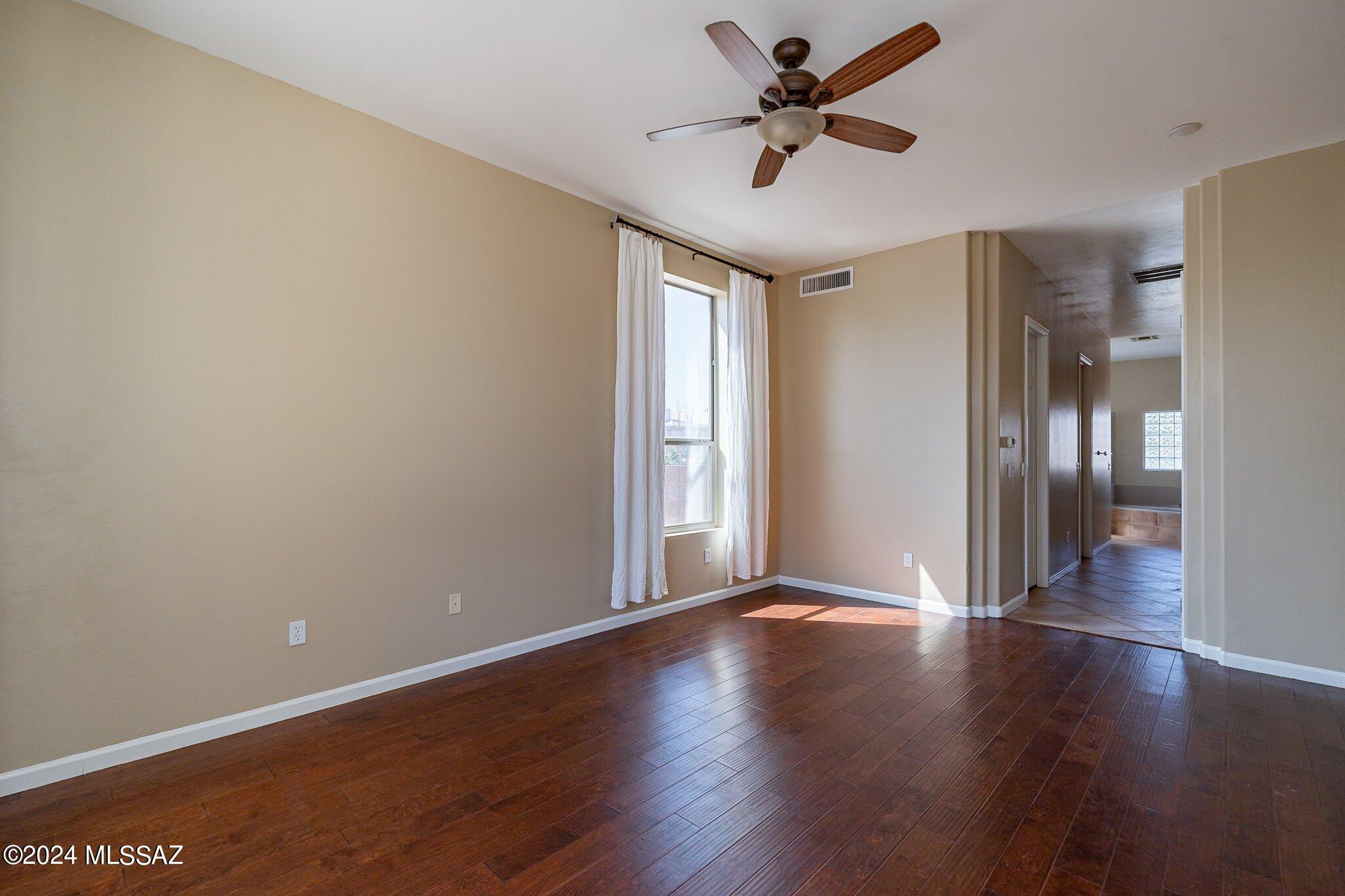 721 W Regulation Place