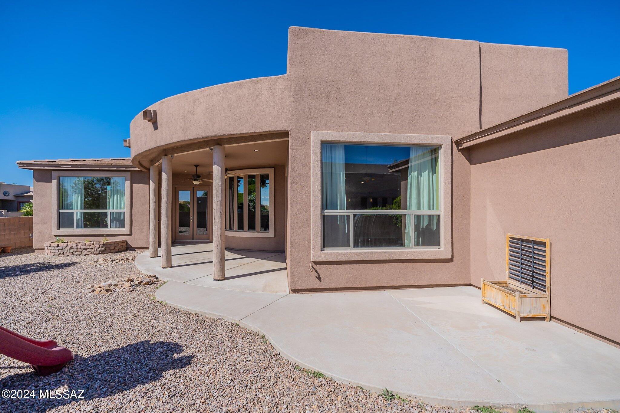 721 W Regulation Place