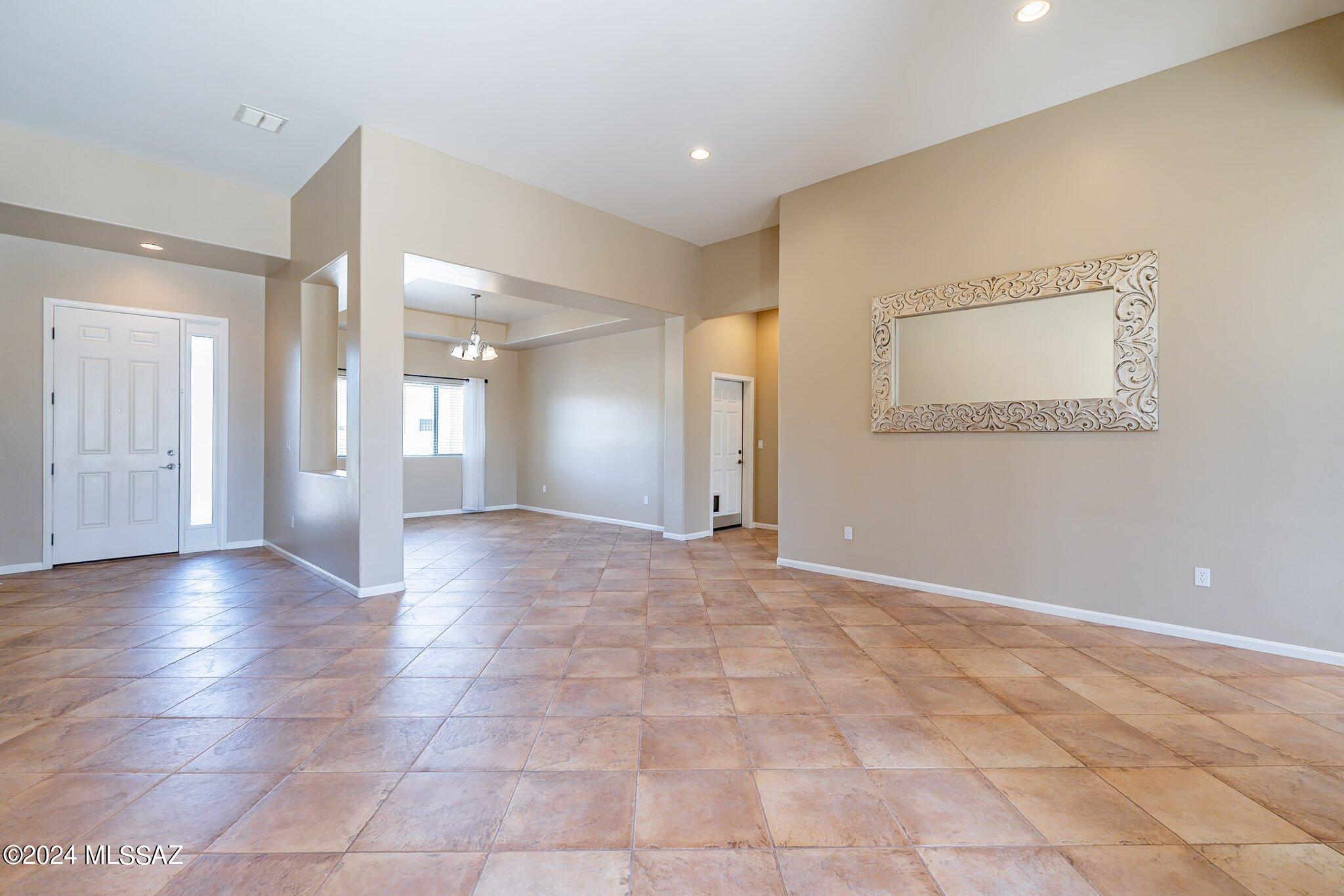 721 W Regulation Place