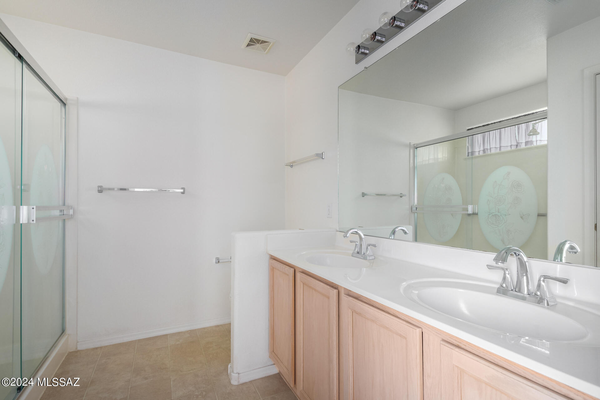 9066 N School Hill Drive