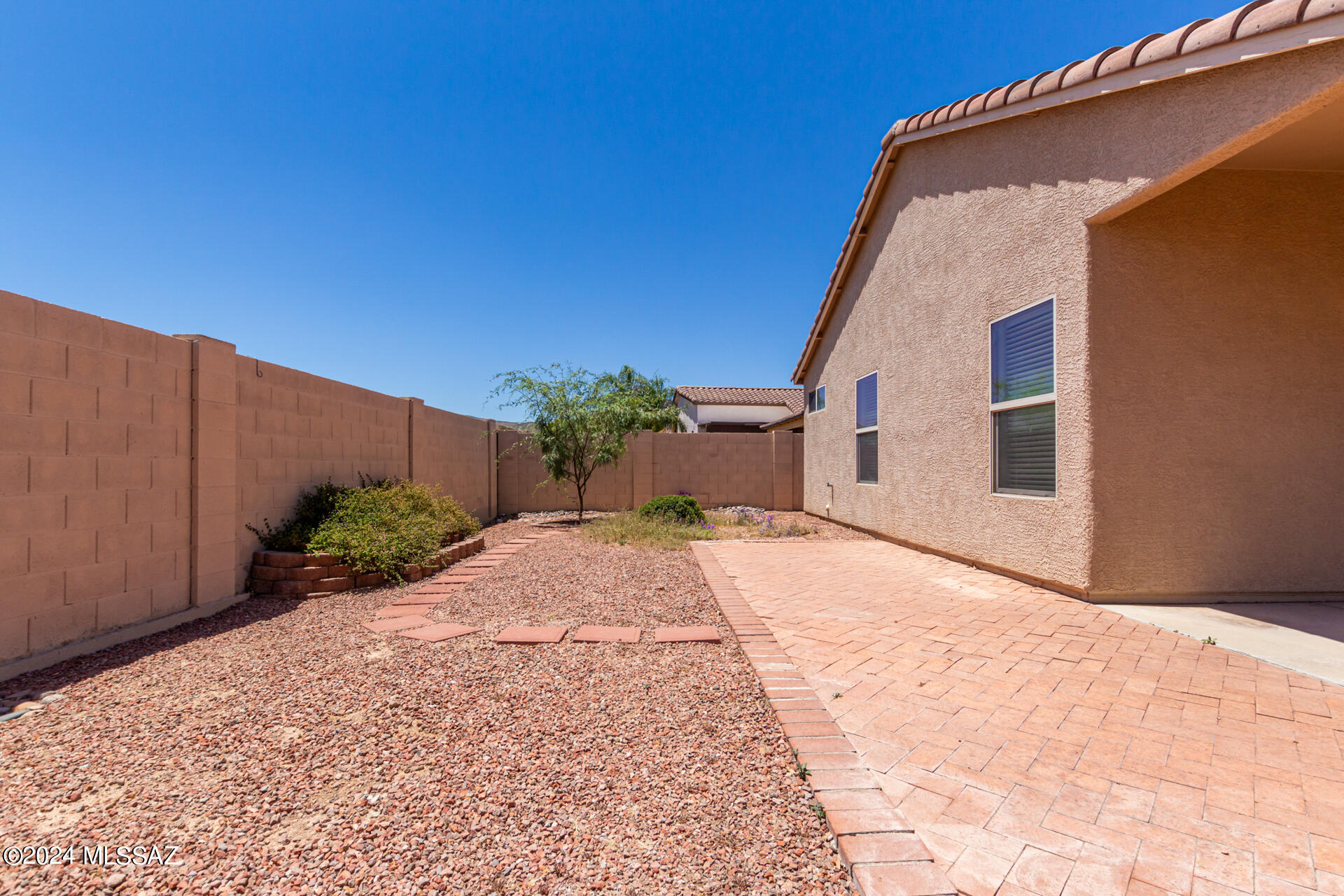 9066 N School Hill Drive