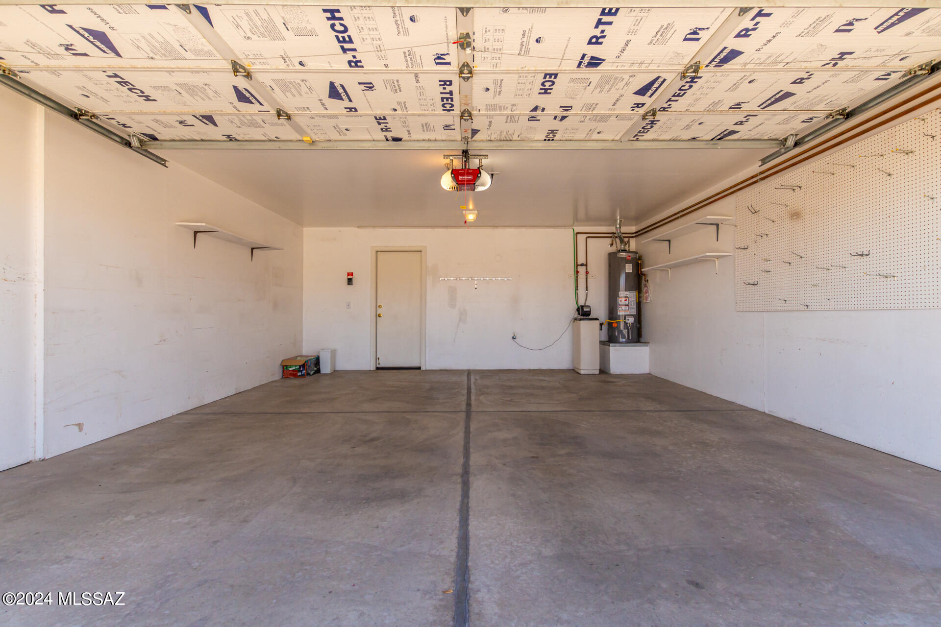 9066 N School Hill Drive