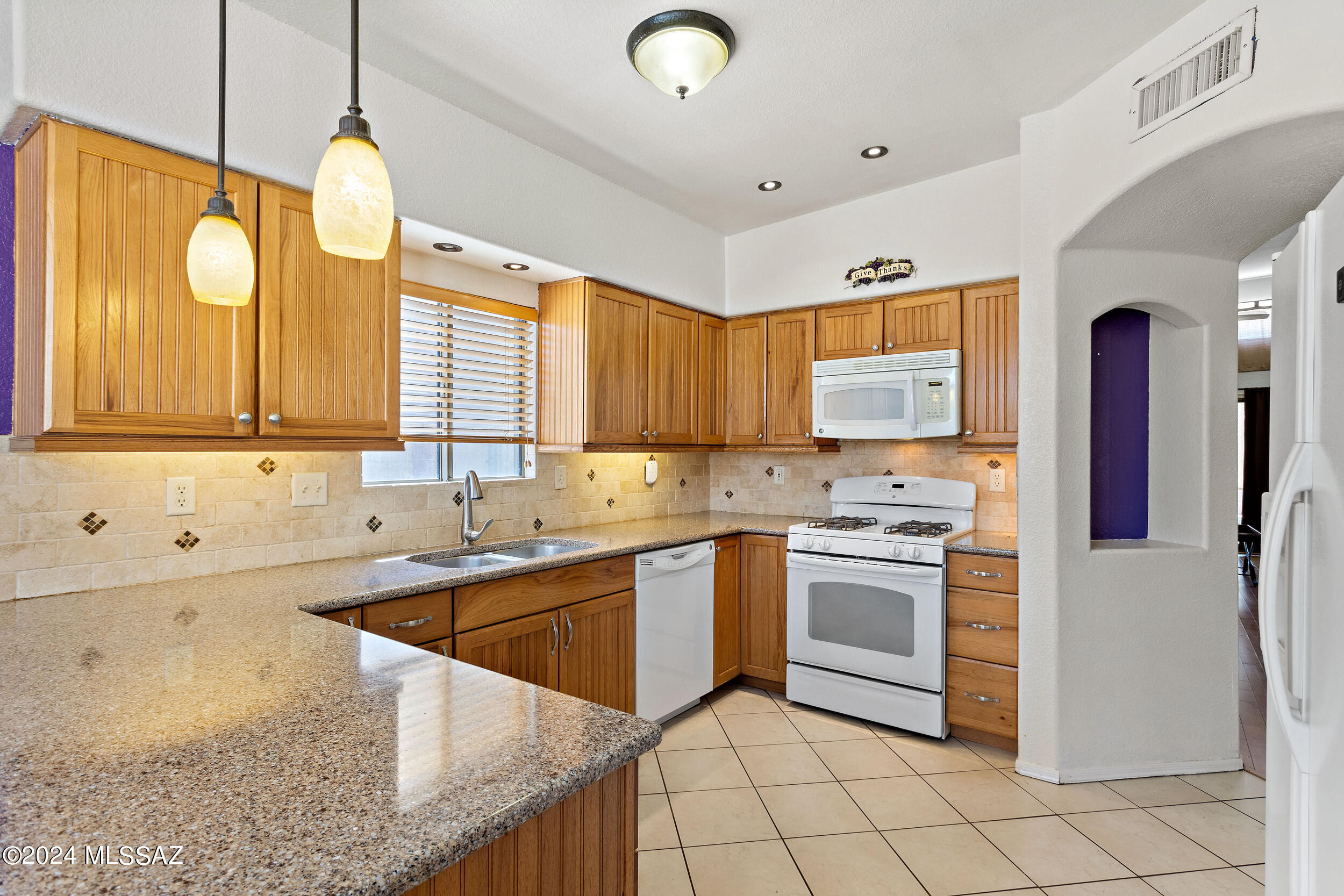 2631 W Camino De La Caterva