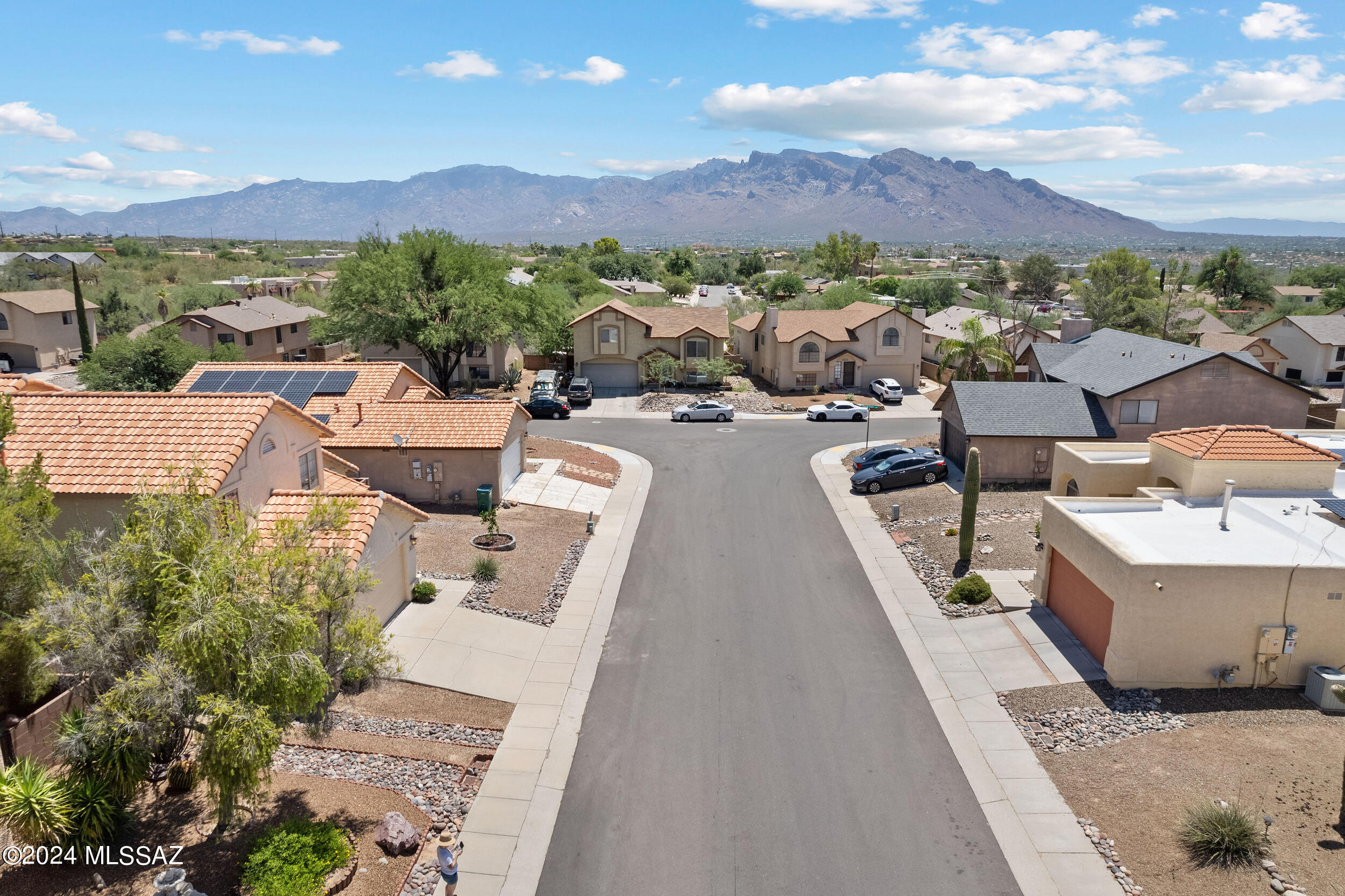 2631 W Camino De La Caterva