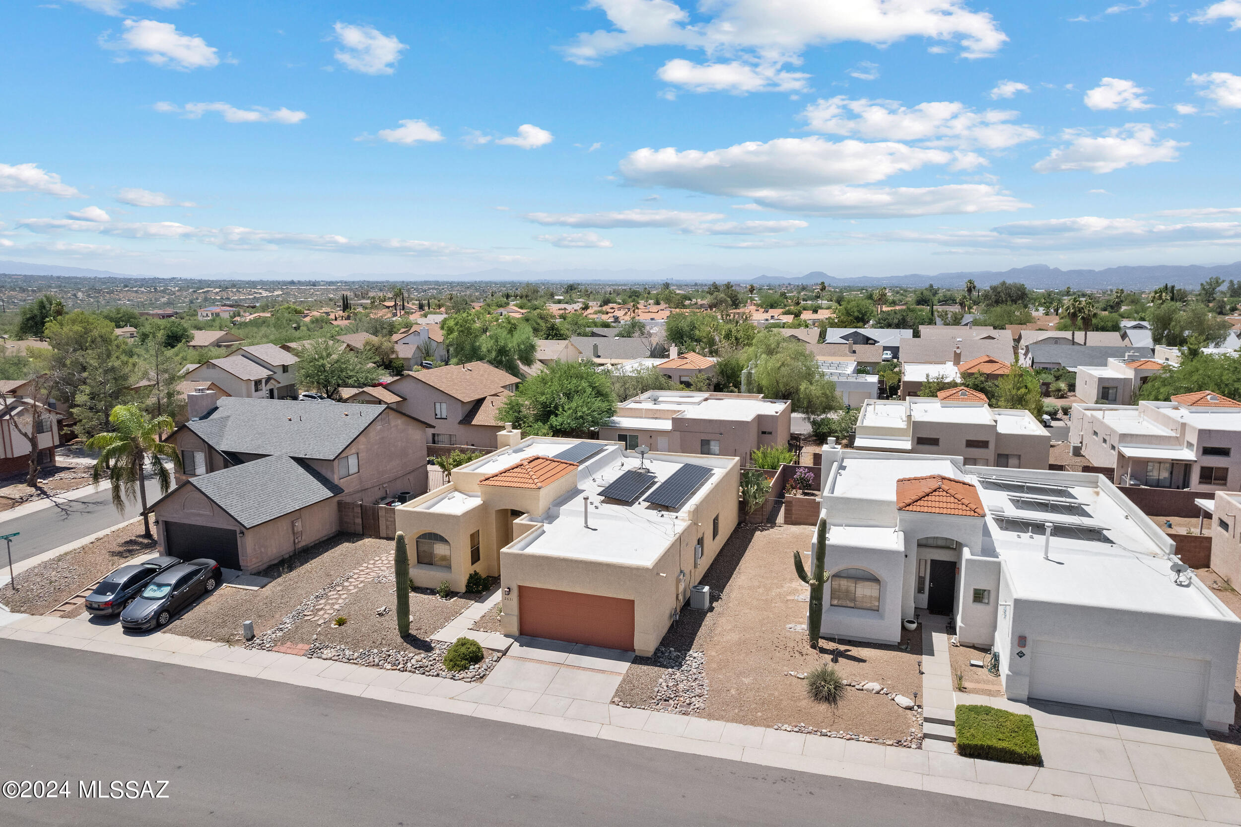 2631 W Camino De La Caterva