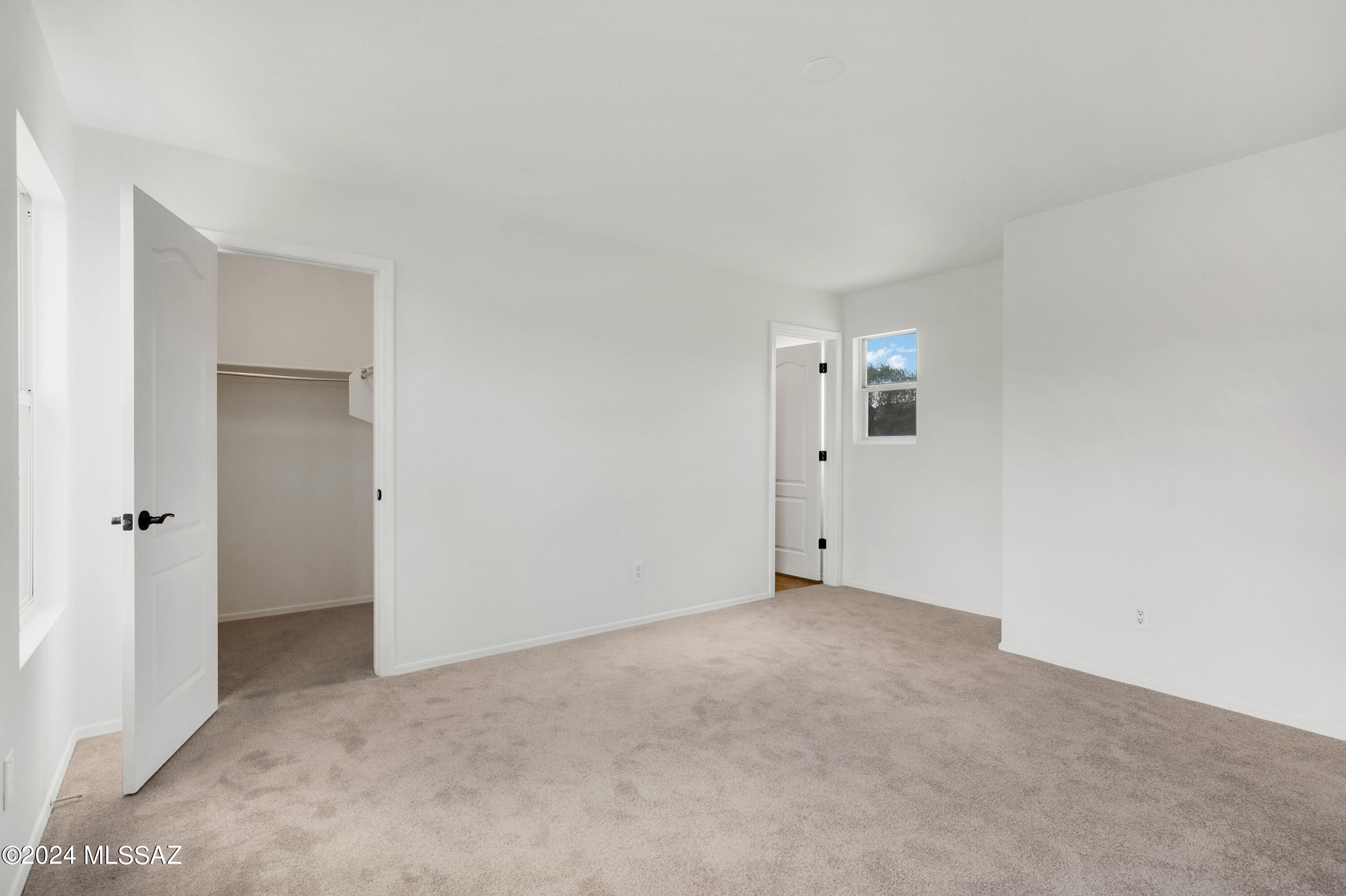 4251 E Parting Waters Way