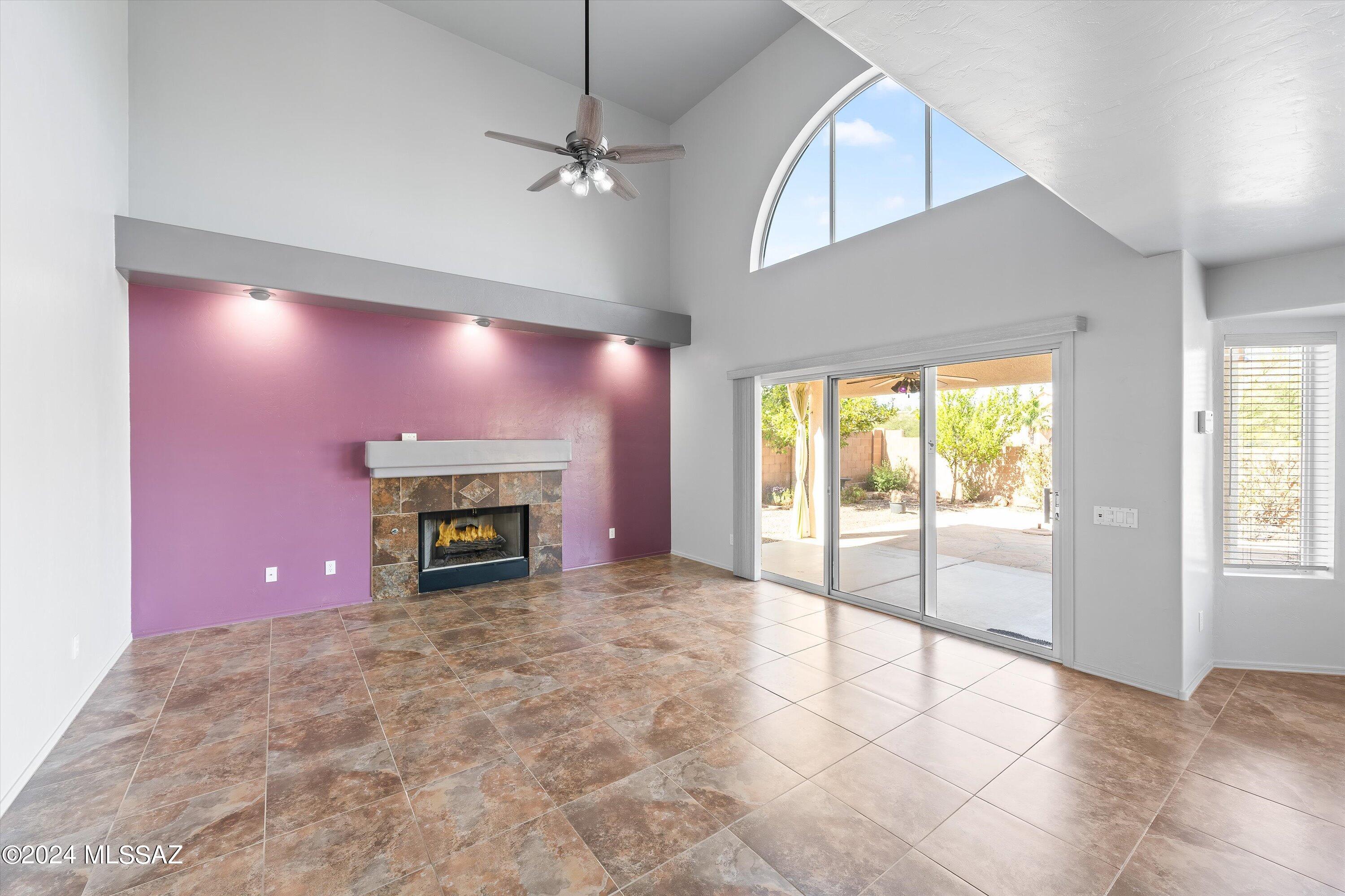 1248 W Weeping Wash Way