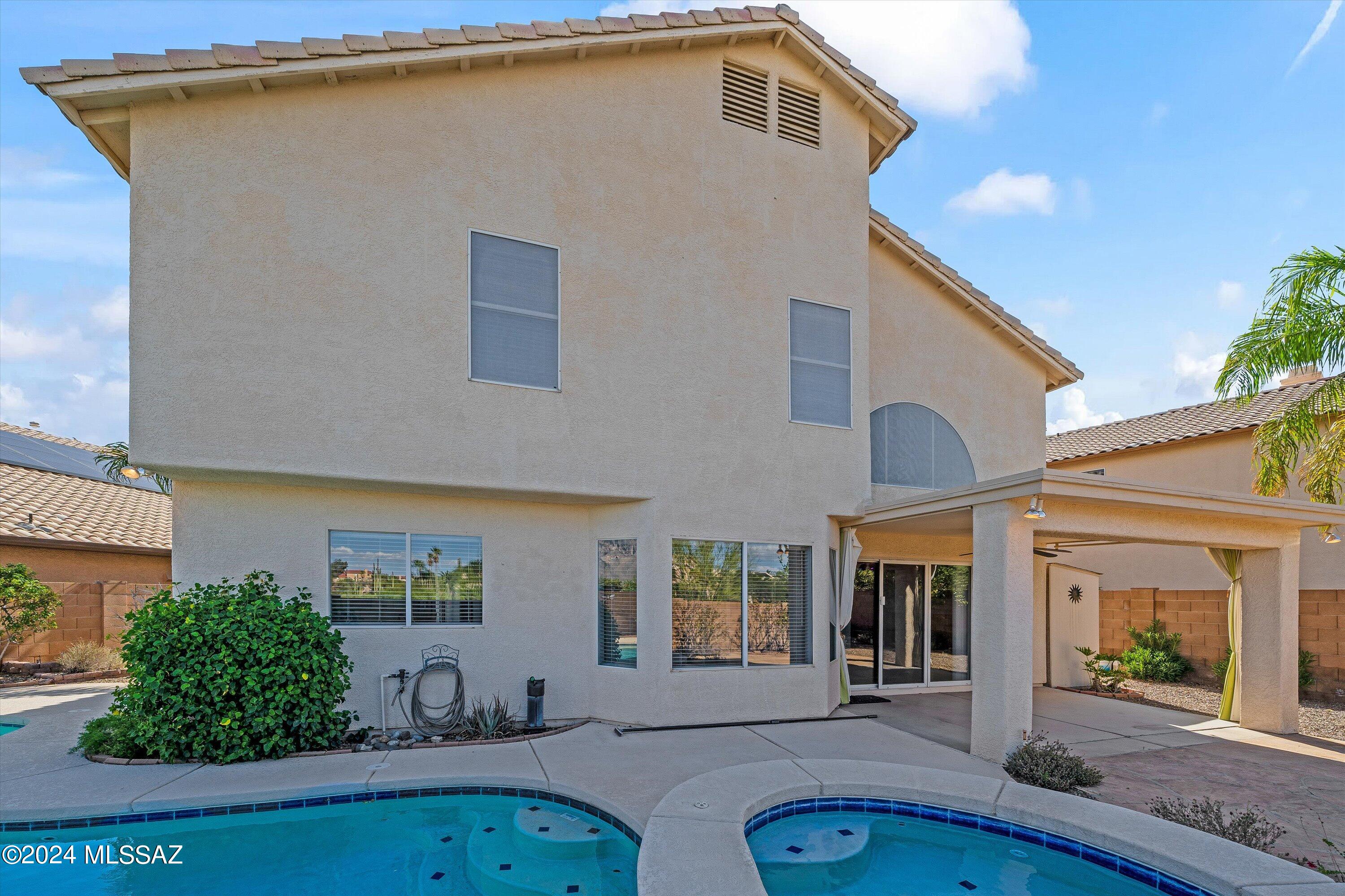 1248 W Weeping Wash Way