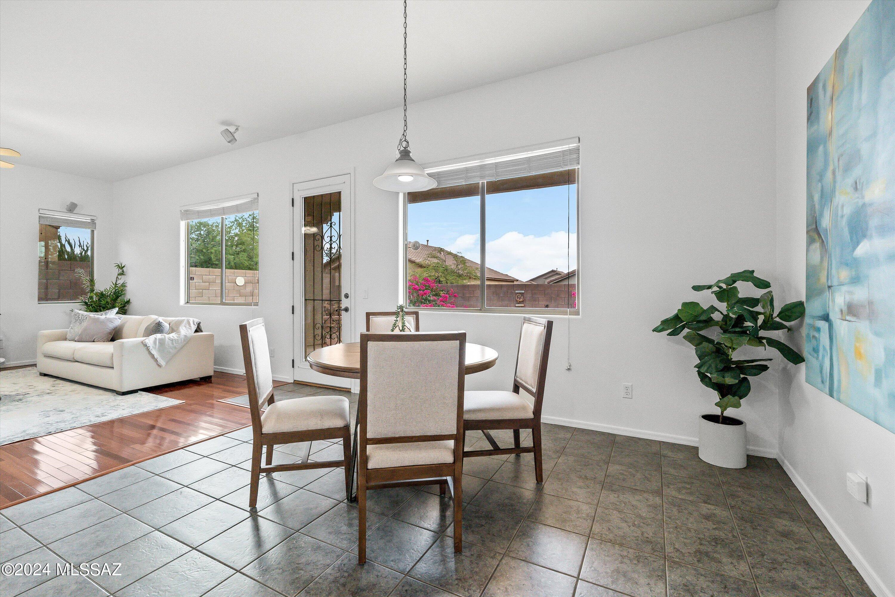 5017 W Bass Butte Lane