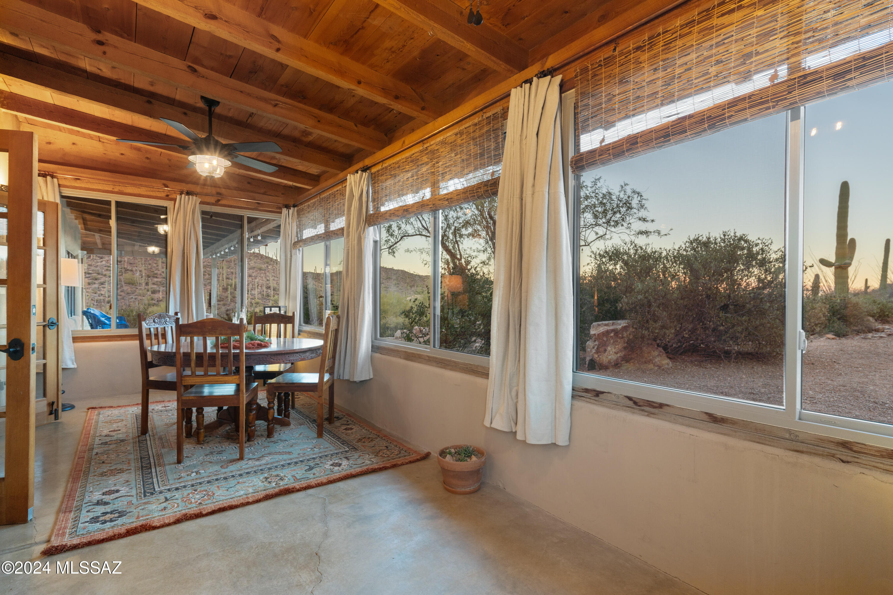 6510 W Banded Gecko Way