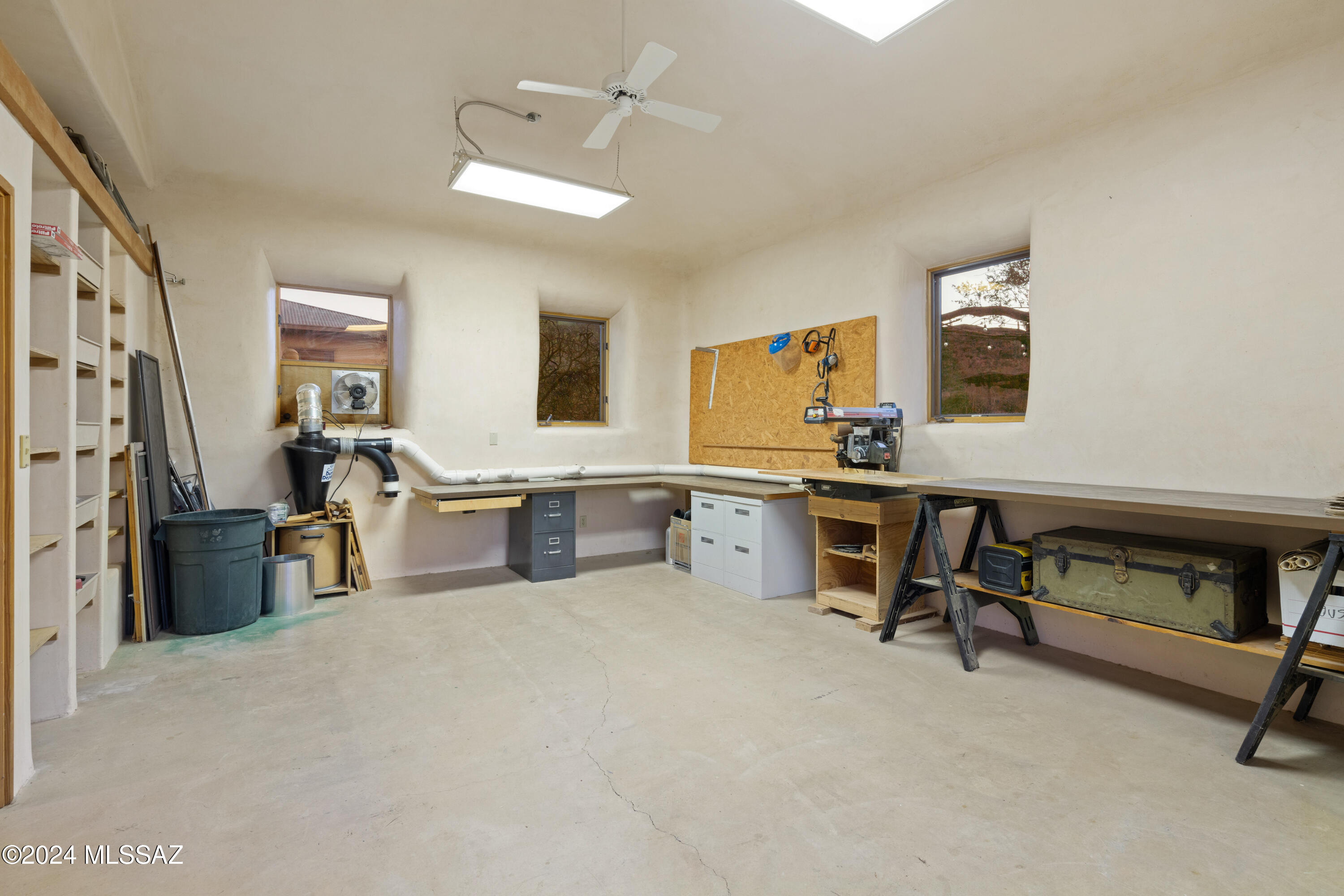 6510 W Banded Gecko Way