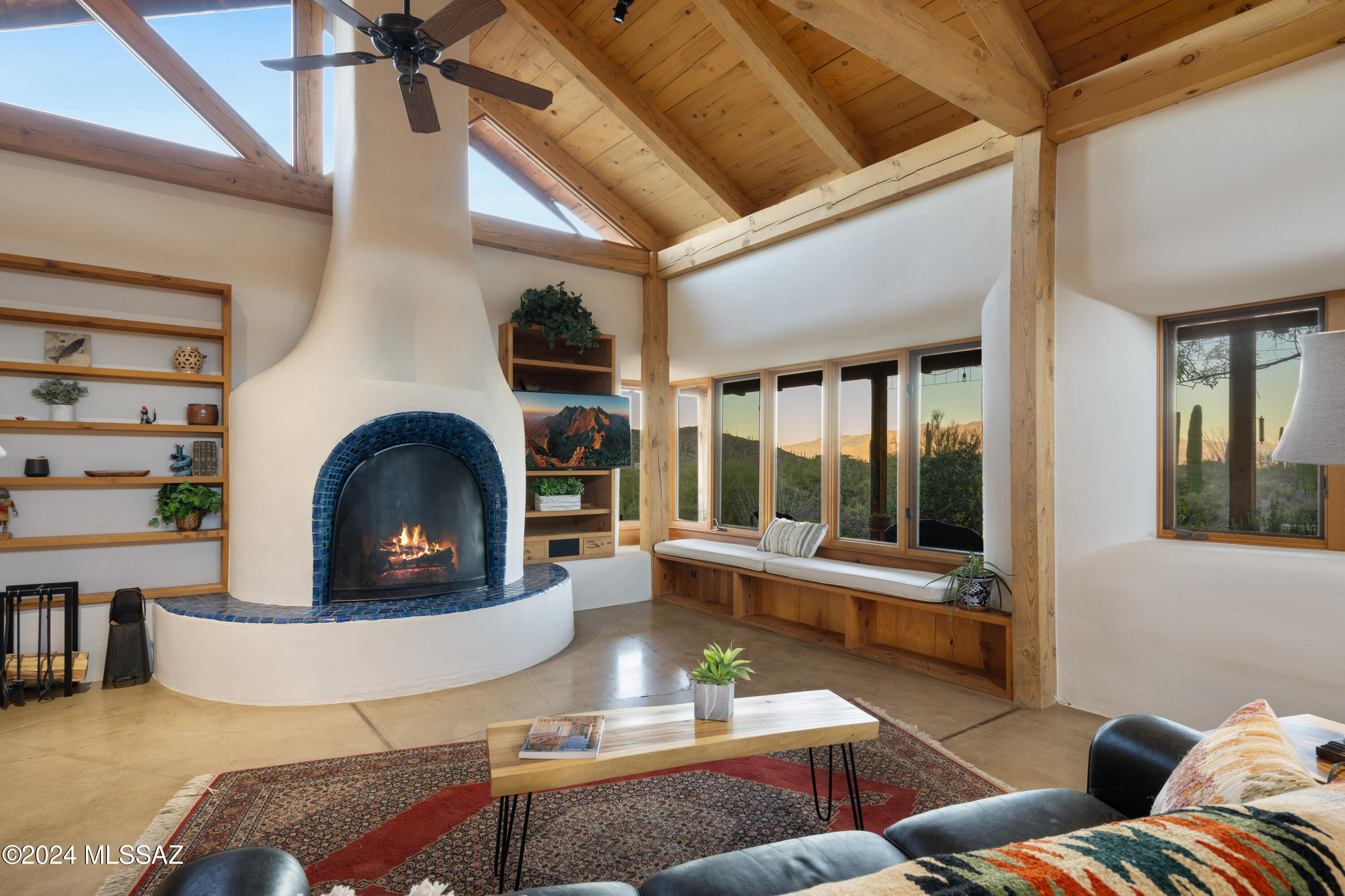 6510 W Banded Gecko Way