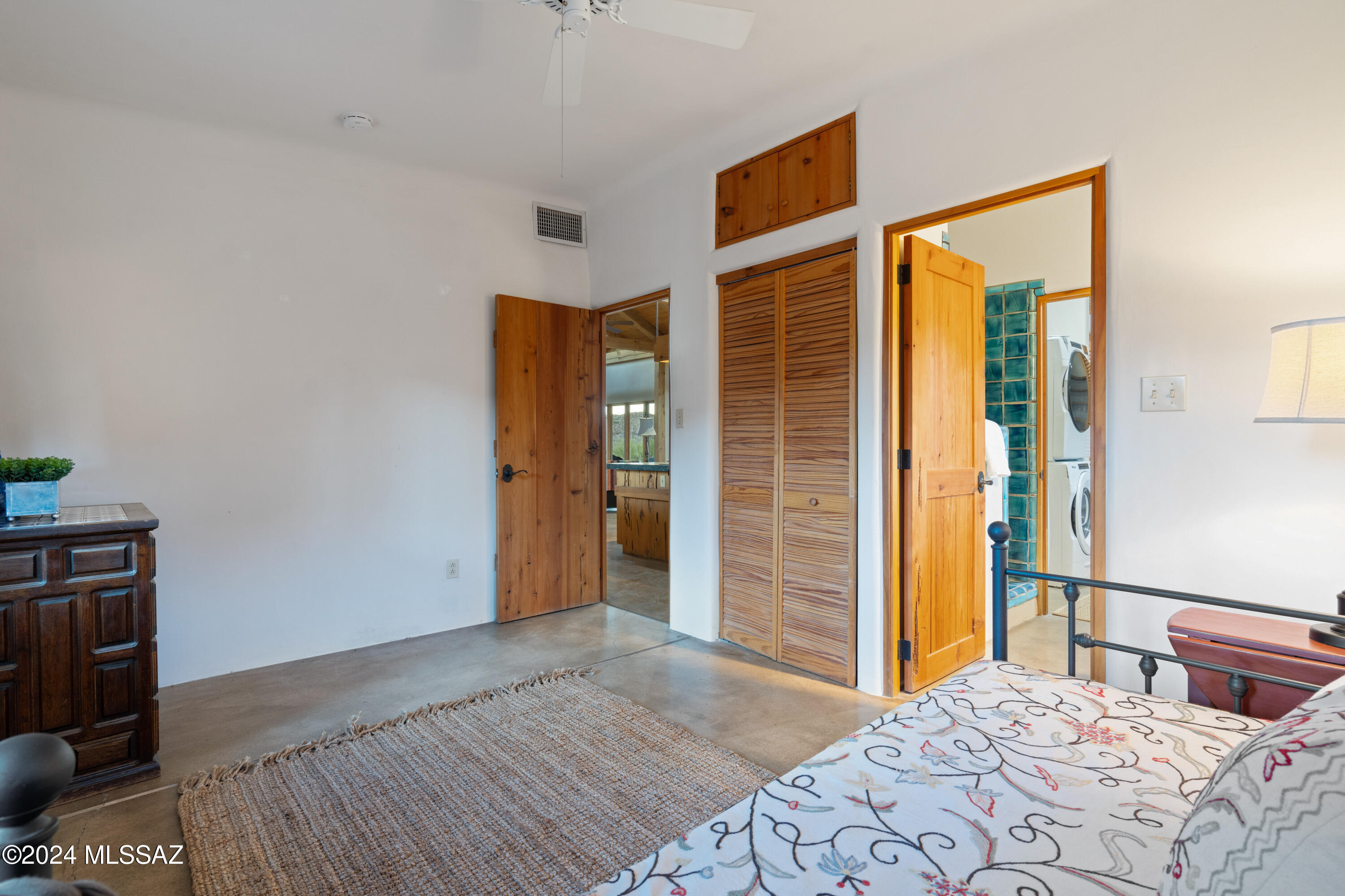 6510 W Banded Gecko Way