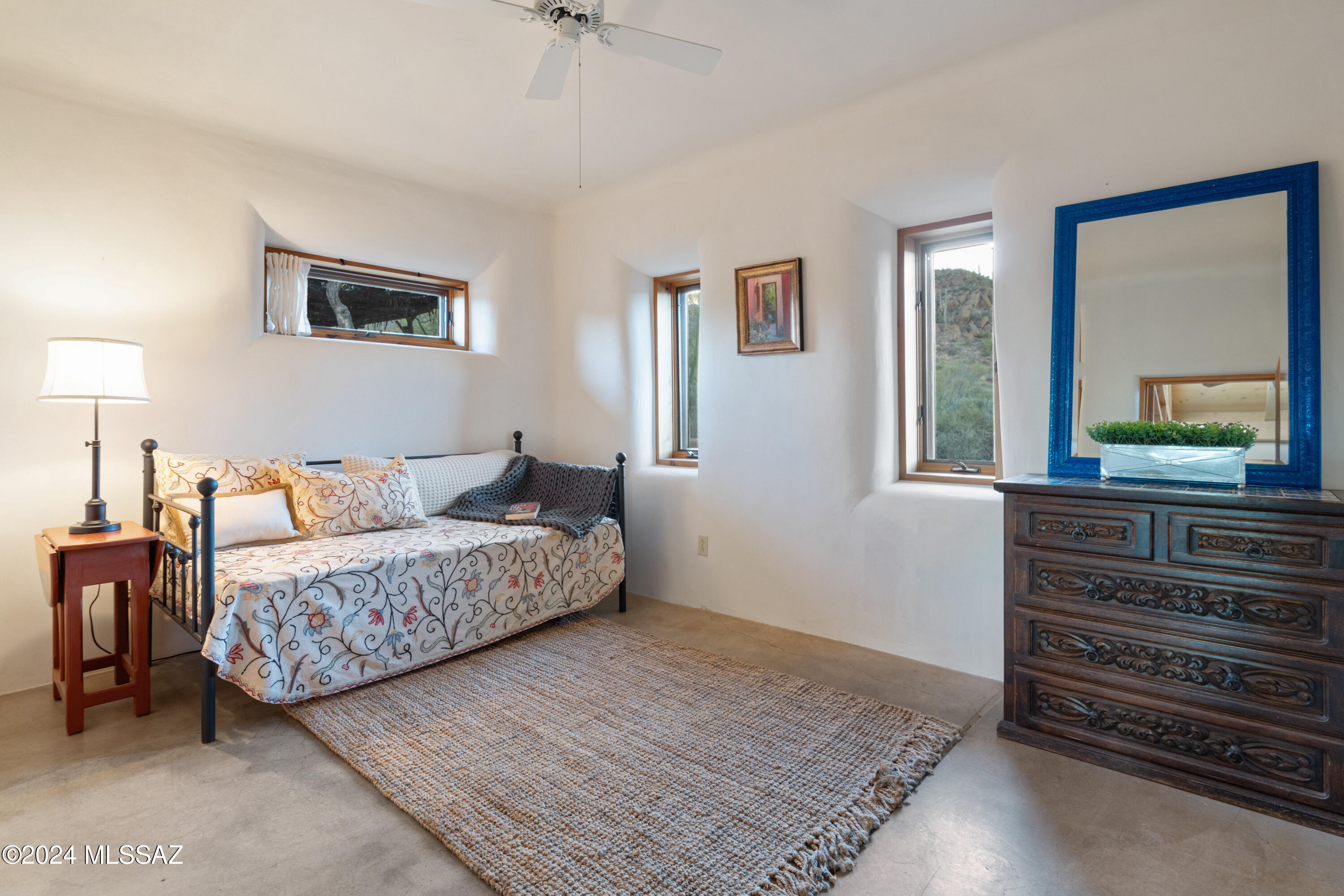 6510 W Banded Gecko Way