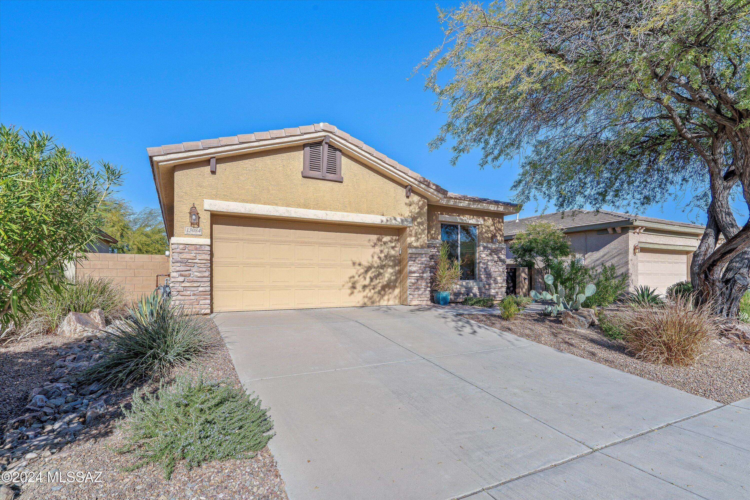 13084 N Toucan Drive