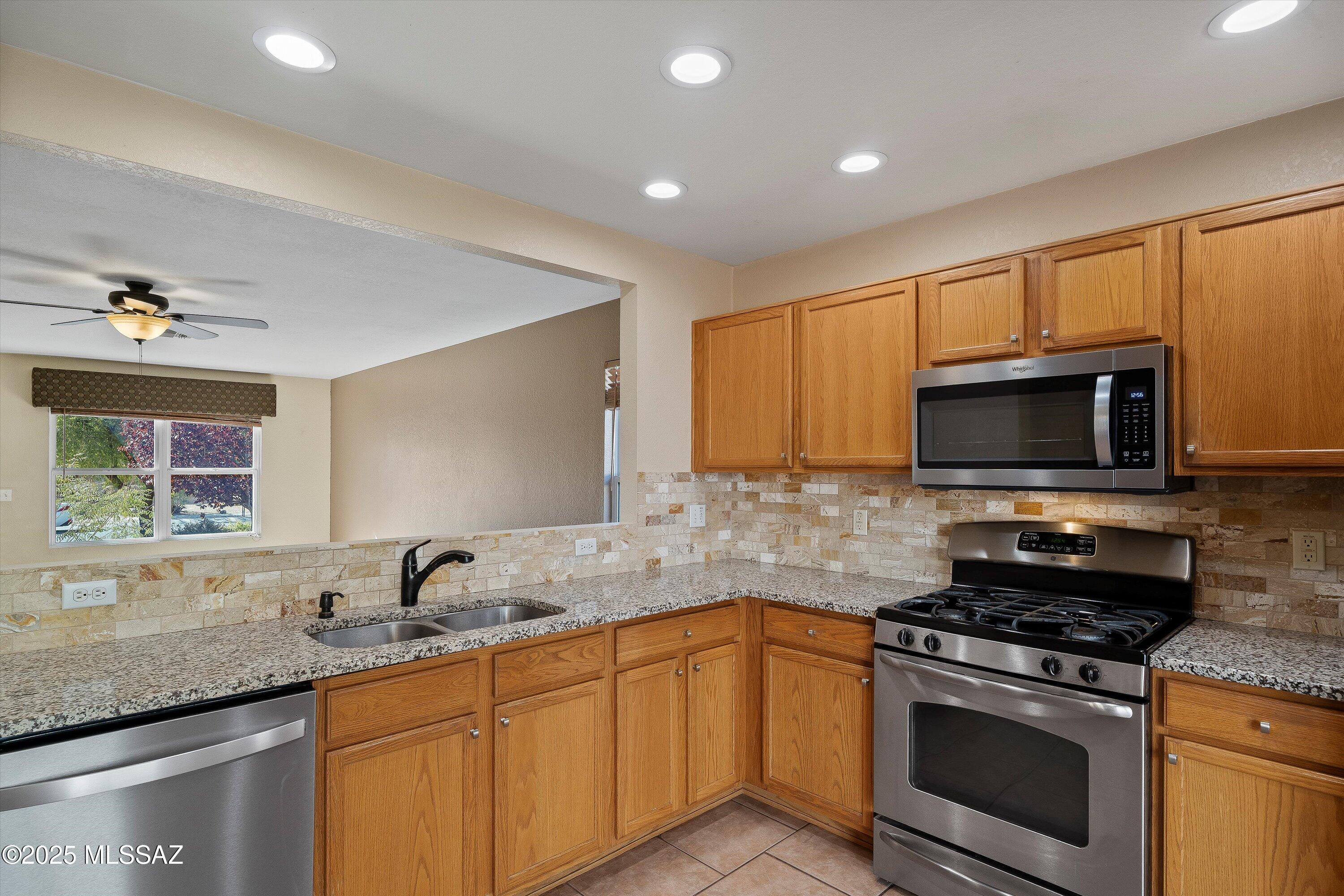 13146 N Tanner Robert Drive