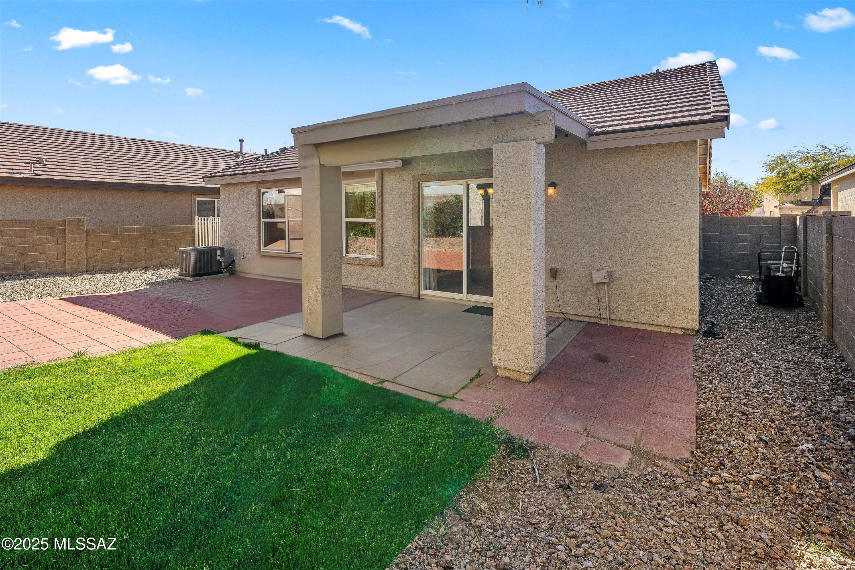 13146 N Tanner Robert Drive