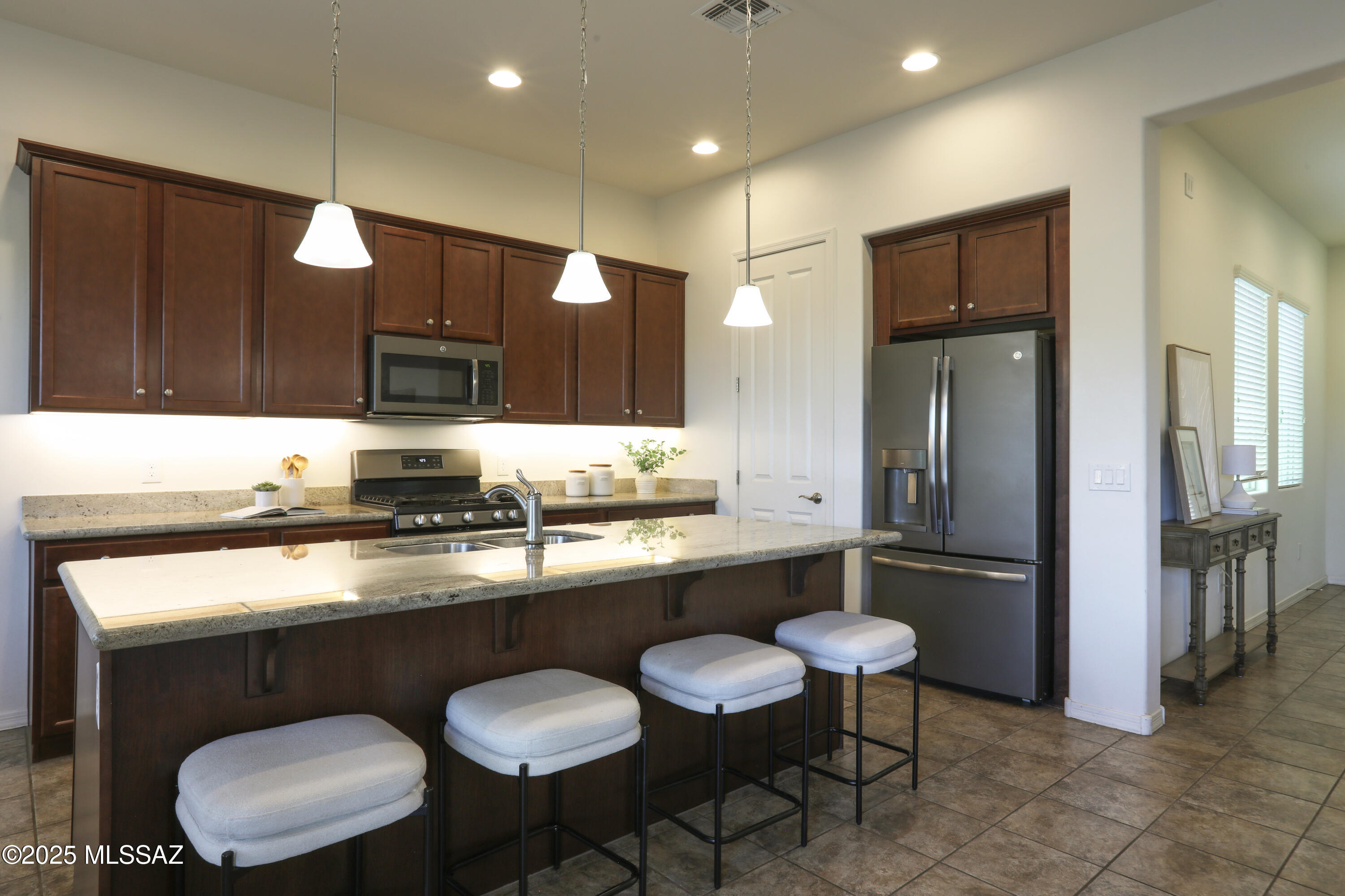 13446 N Flaxleaf Place