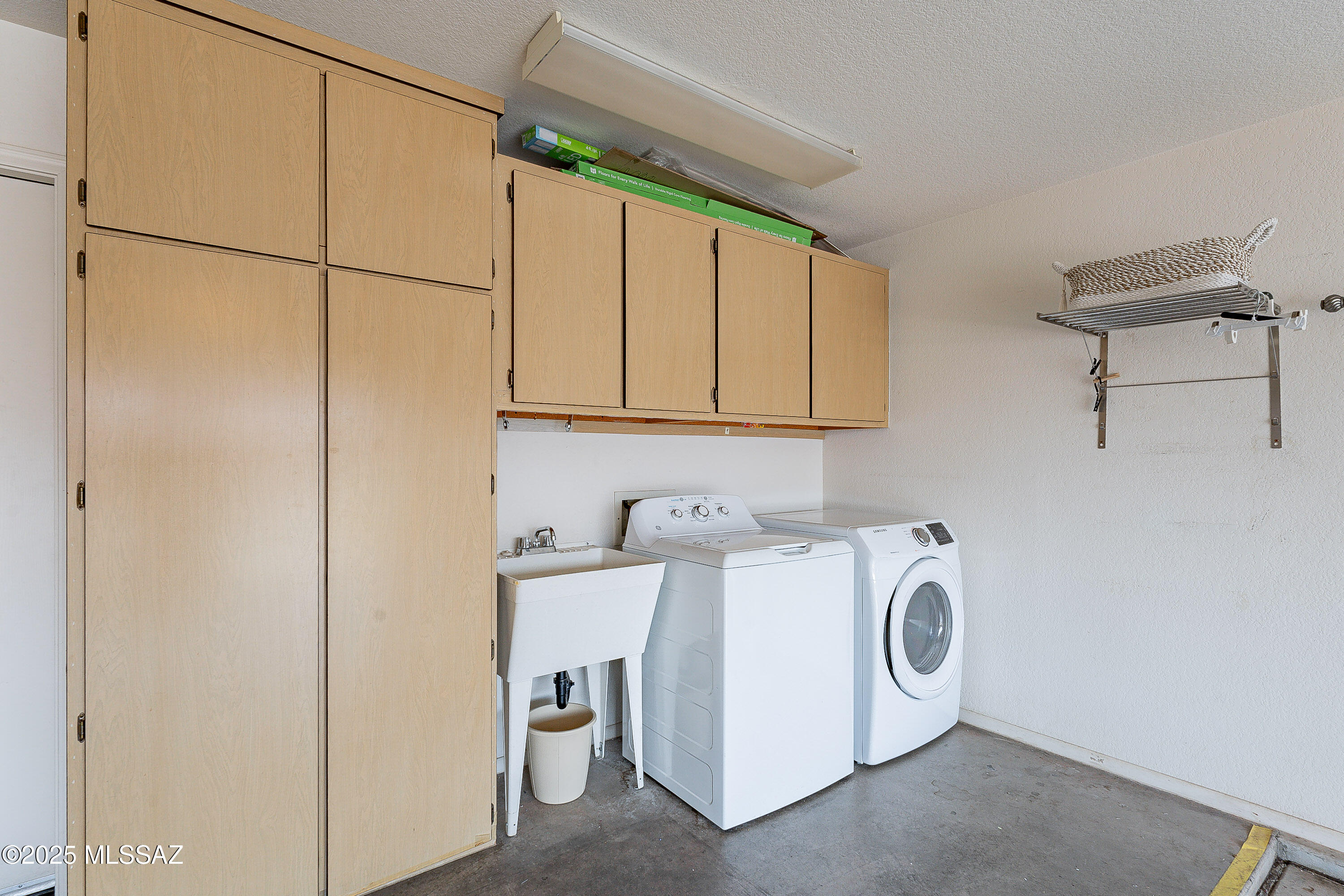 1449 E Bright Angel Drive