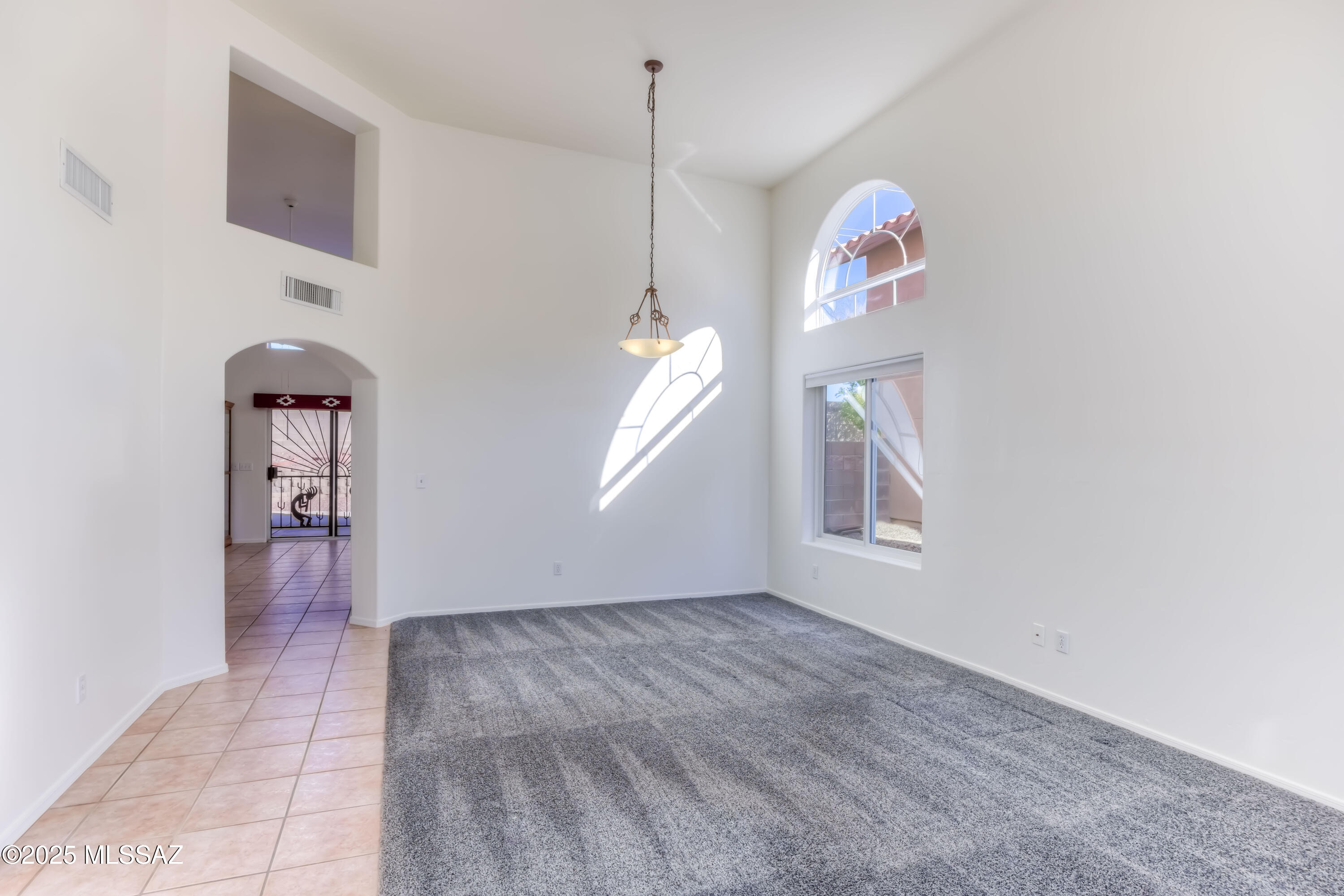 385 E Streams Edge Place