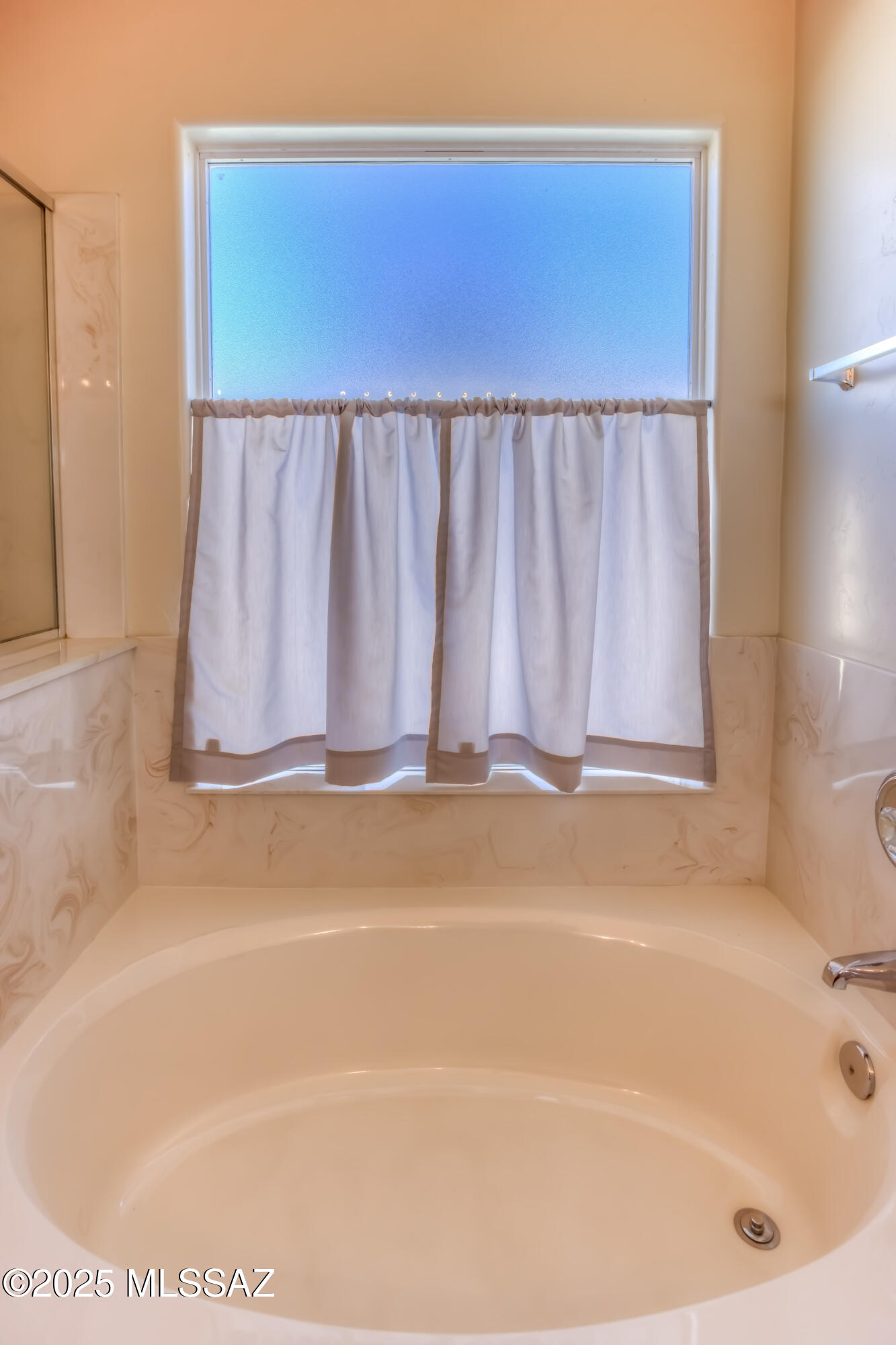 385 E Streams Edge Place