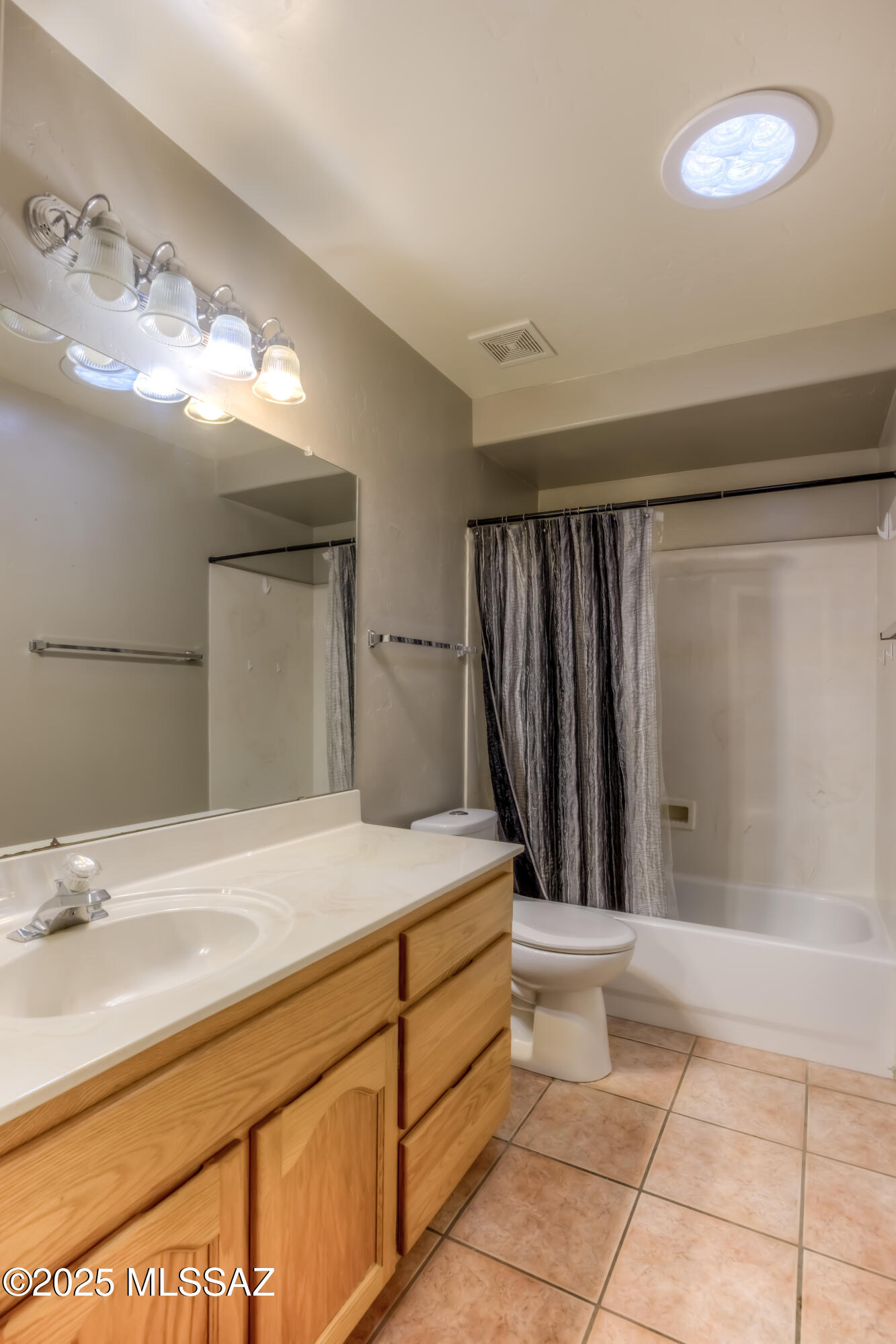 385 E Streams Edge Place