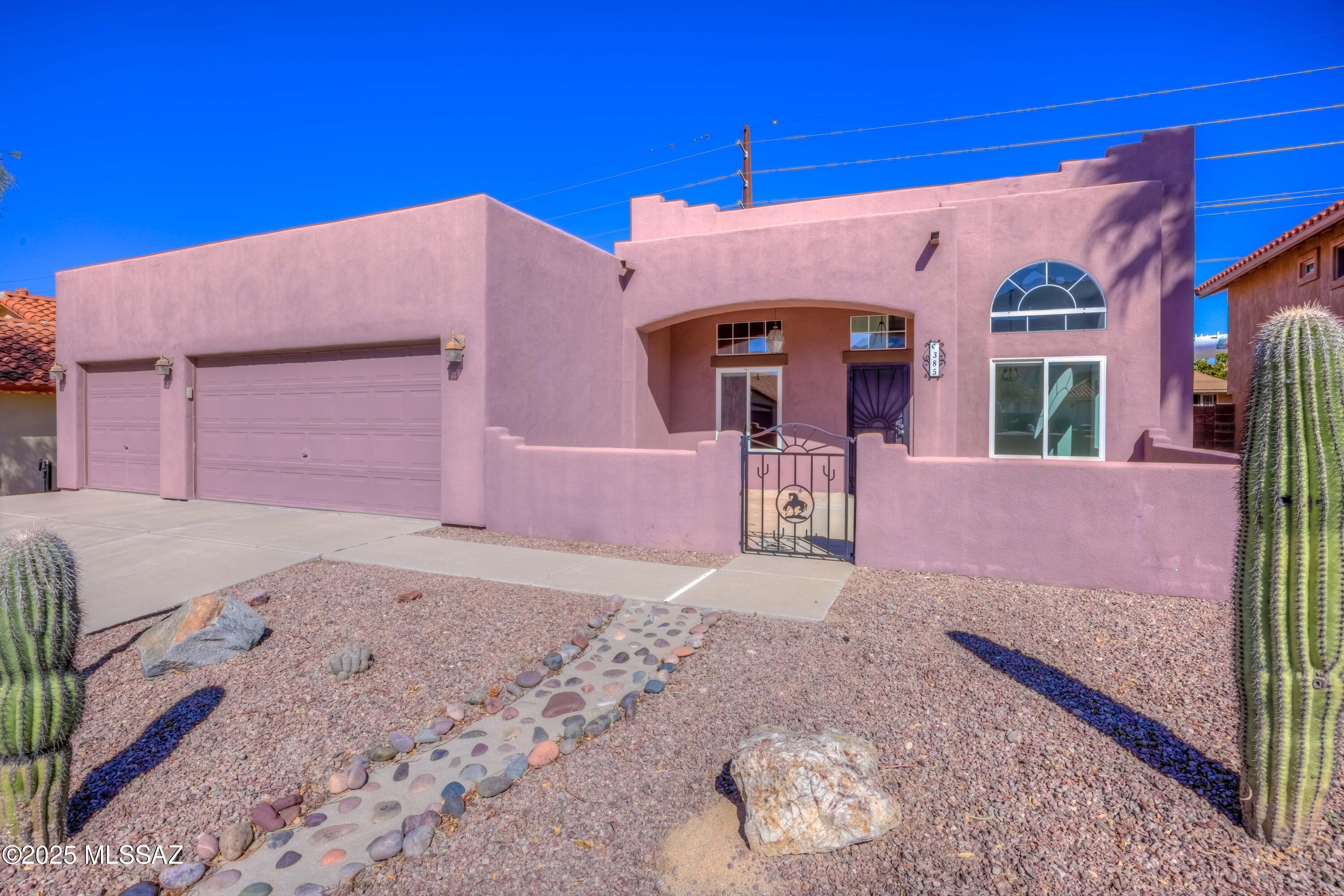 385 E Streams Edge Place