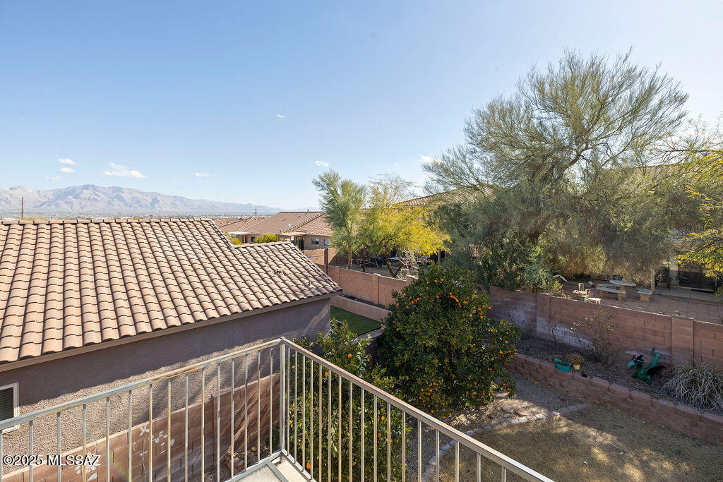 3969 W Pine Creek Way