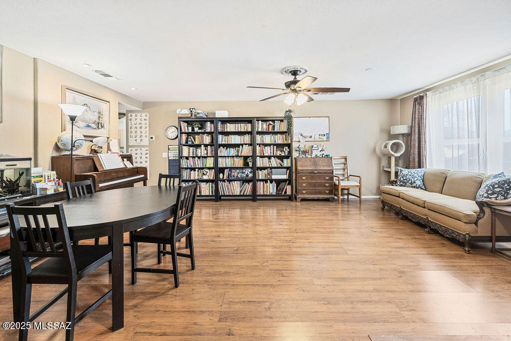 3969 W Pine Creek Way