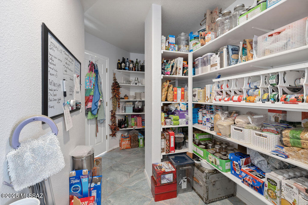 3969 W Pine Creek Way