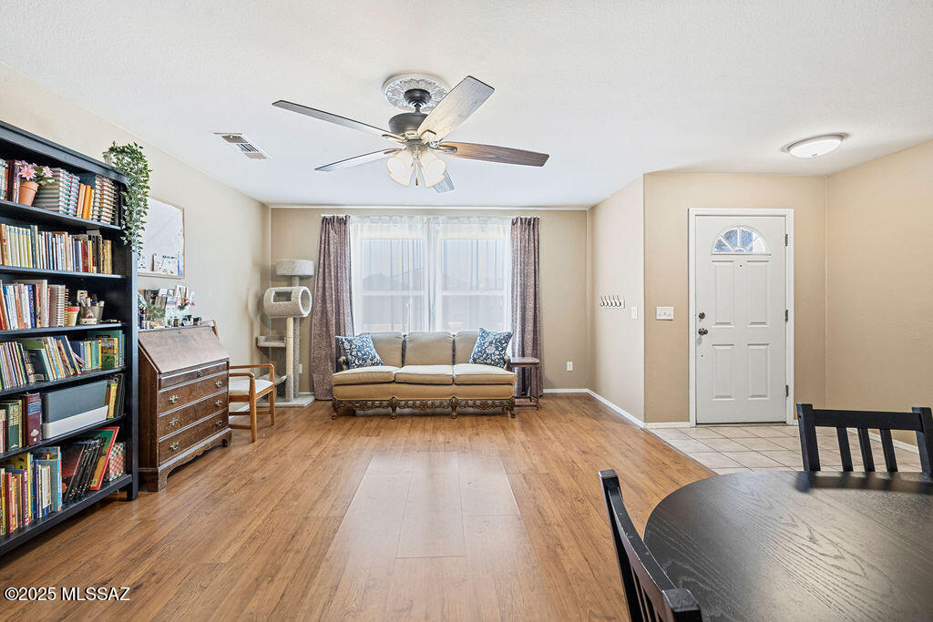 3969 W Pine Creek Way