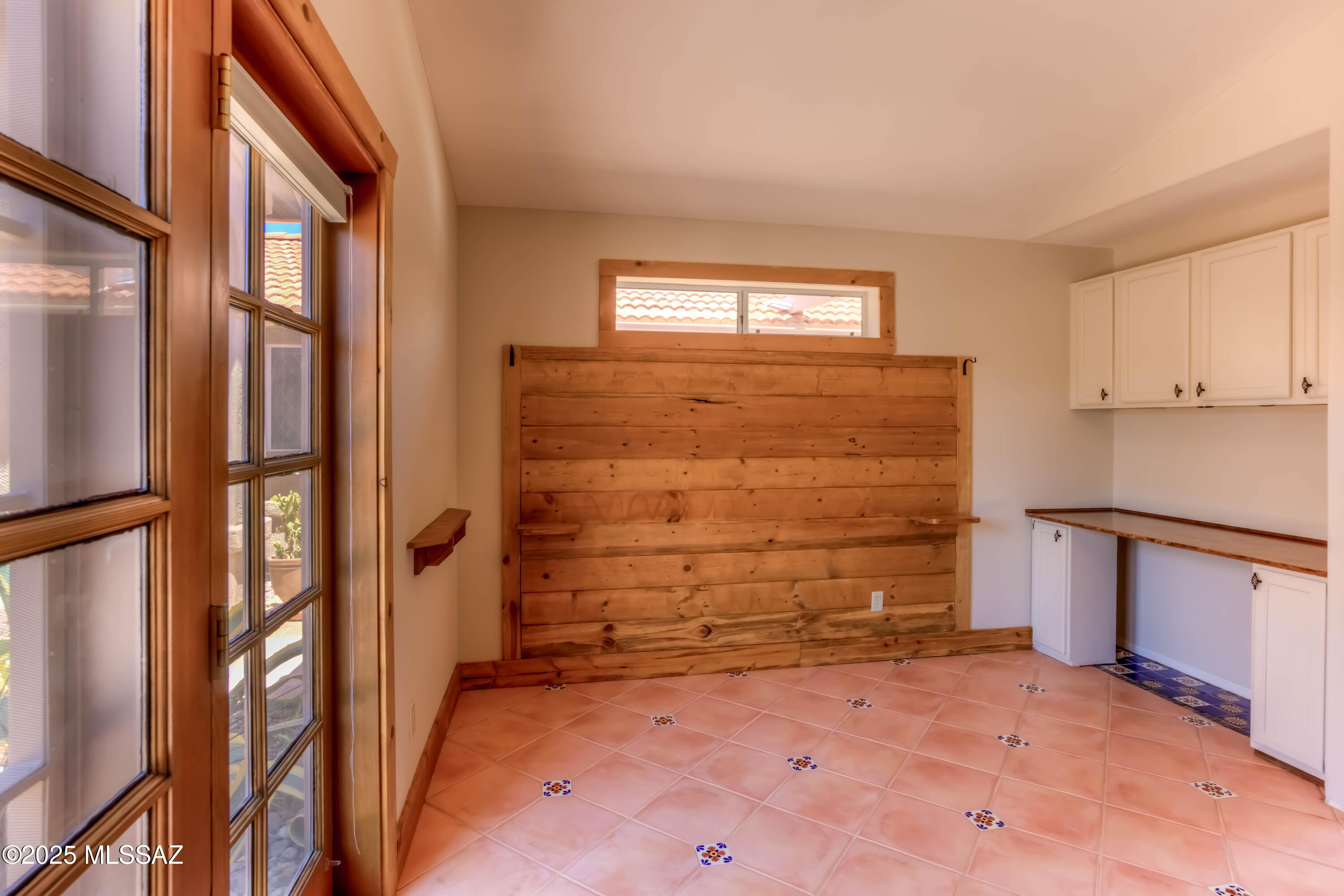 38190 S Mountain Site Drive