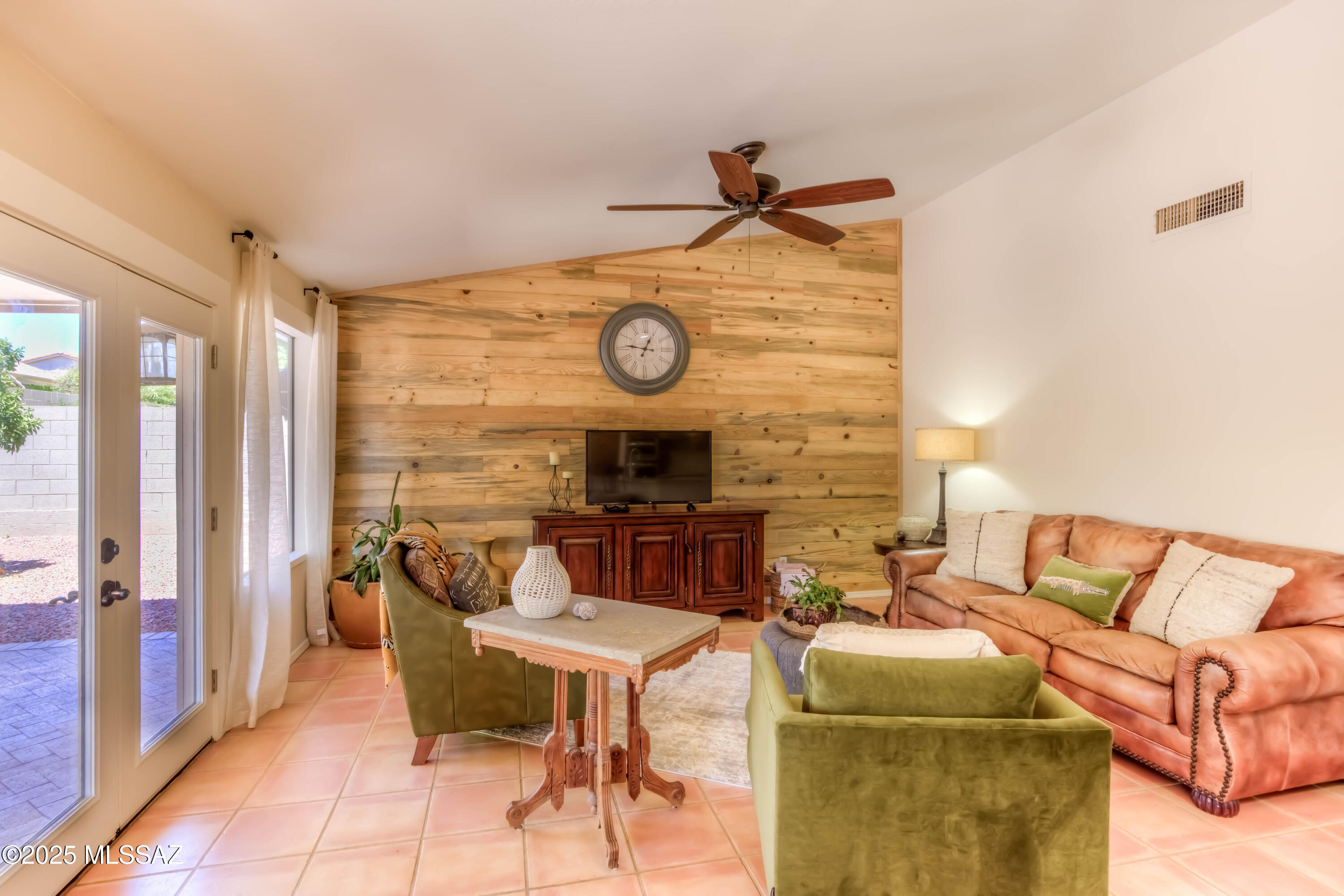 38190 S Mountain Site Drive