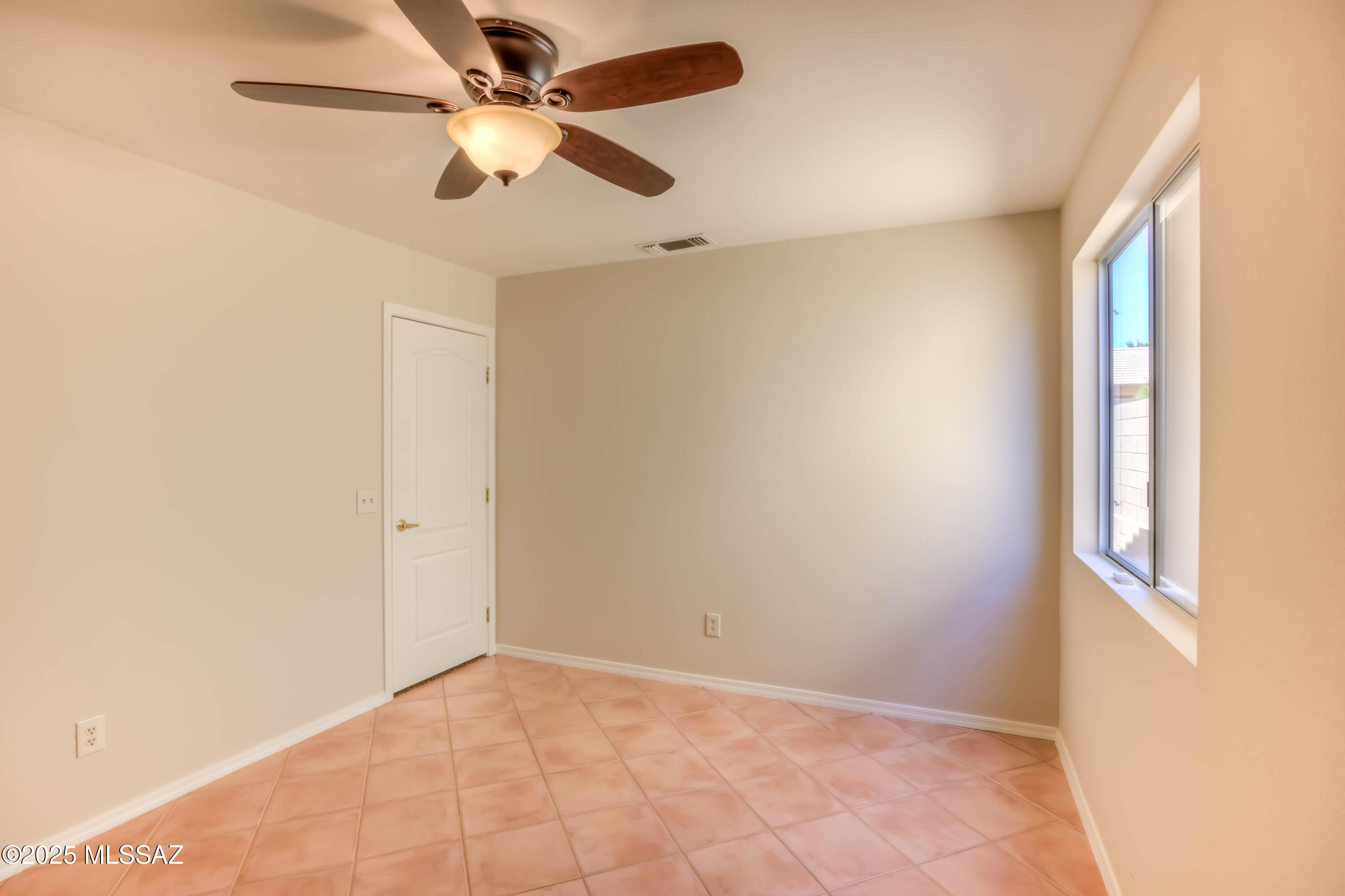 38190 S Mountain Site Drive