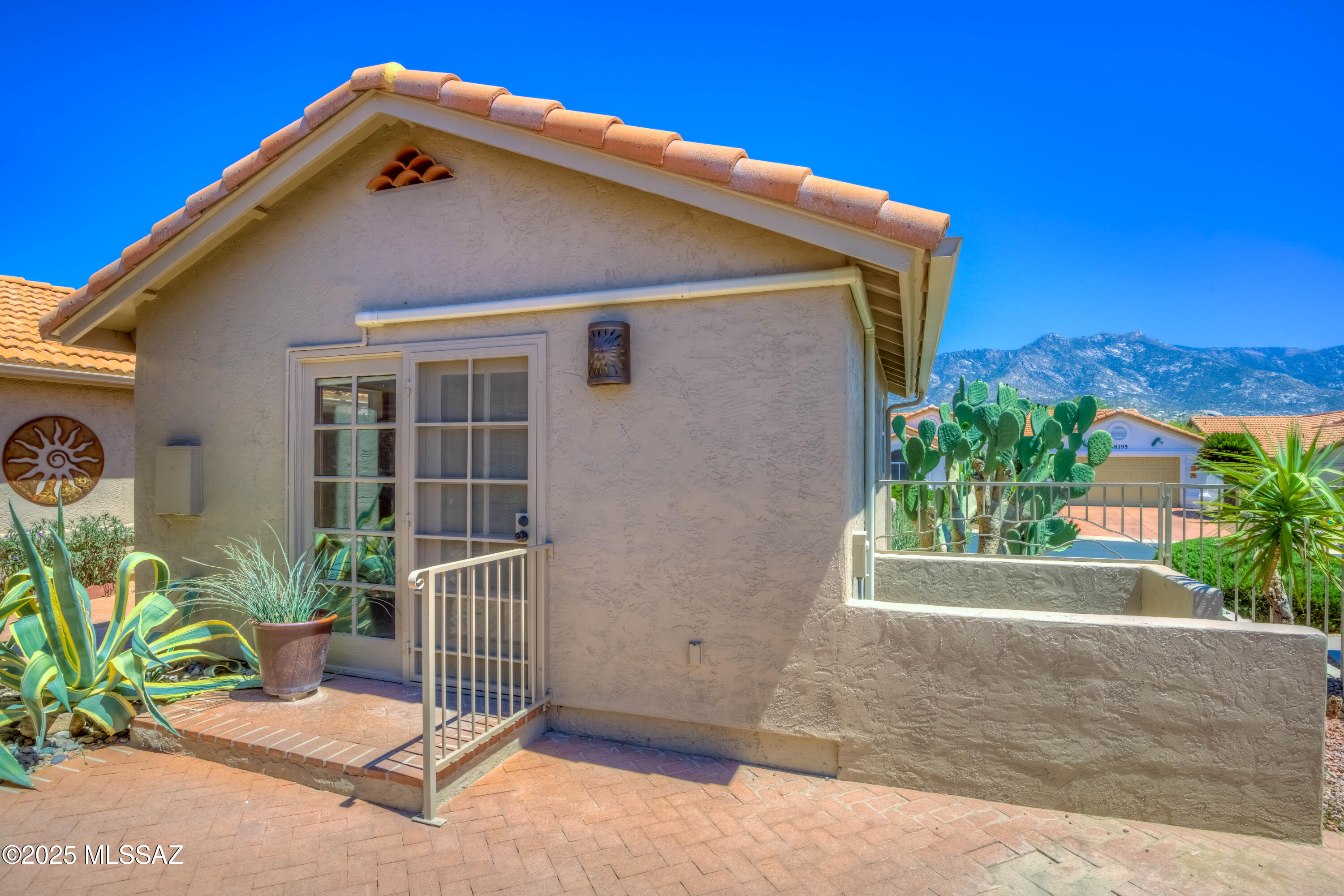 38190 S Mountain Site Drive