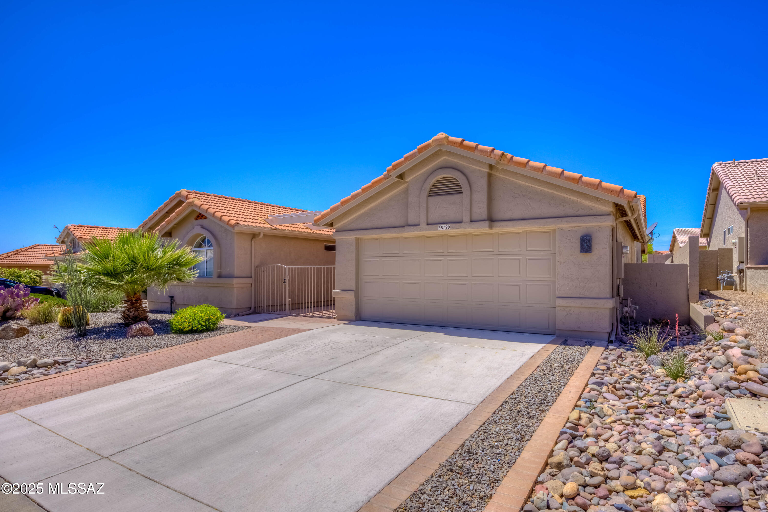 38190 S Mountain Site Drive