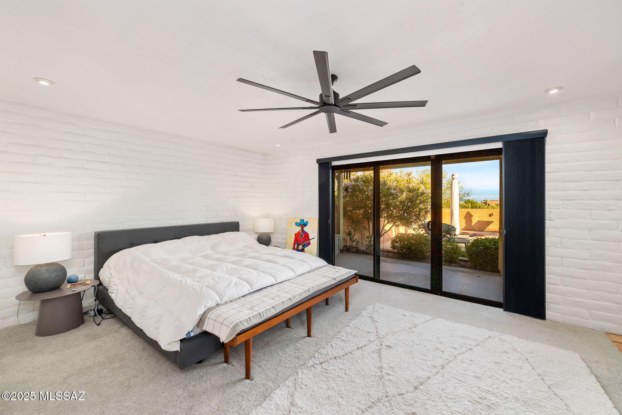 3920 E Alvernon Circle