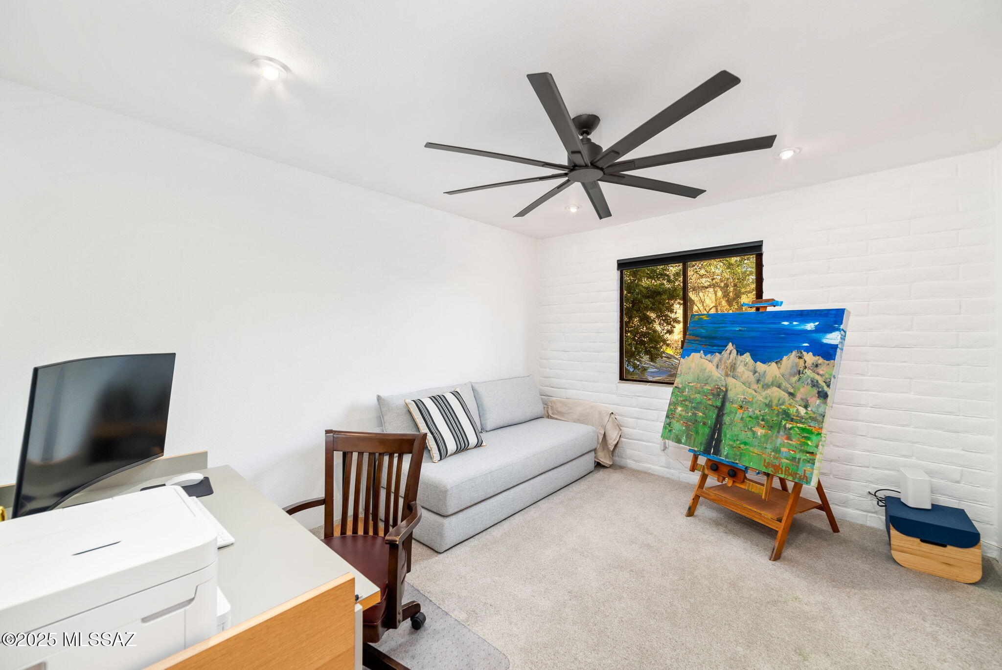 3920 E Alvernon Circle