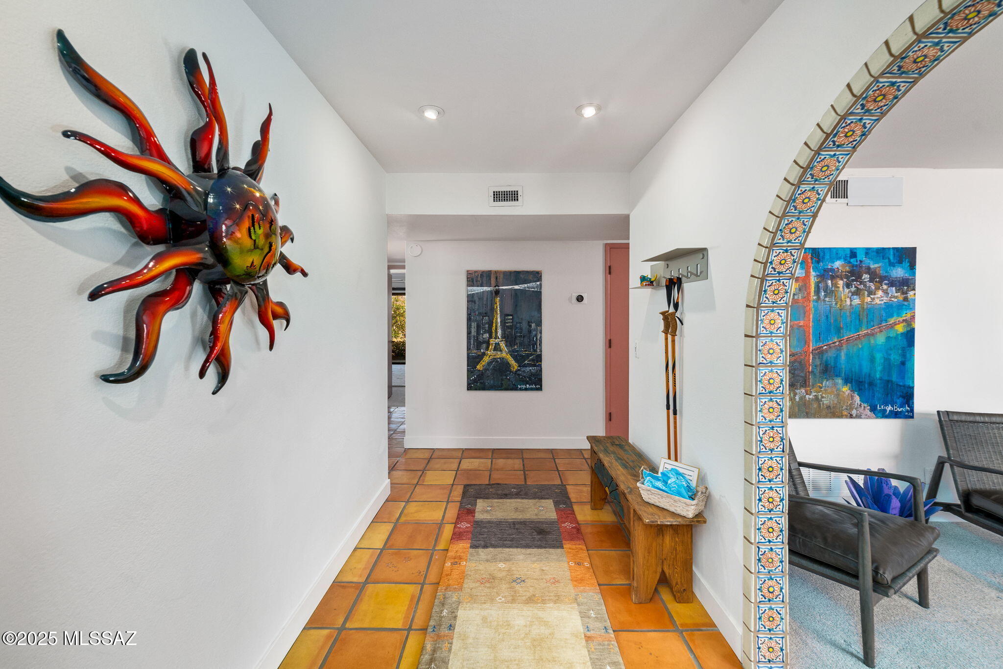 3920 E Alvernon Circle