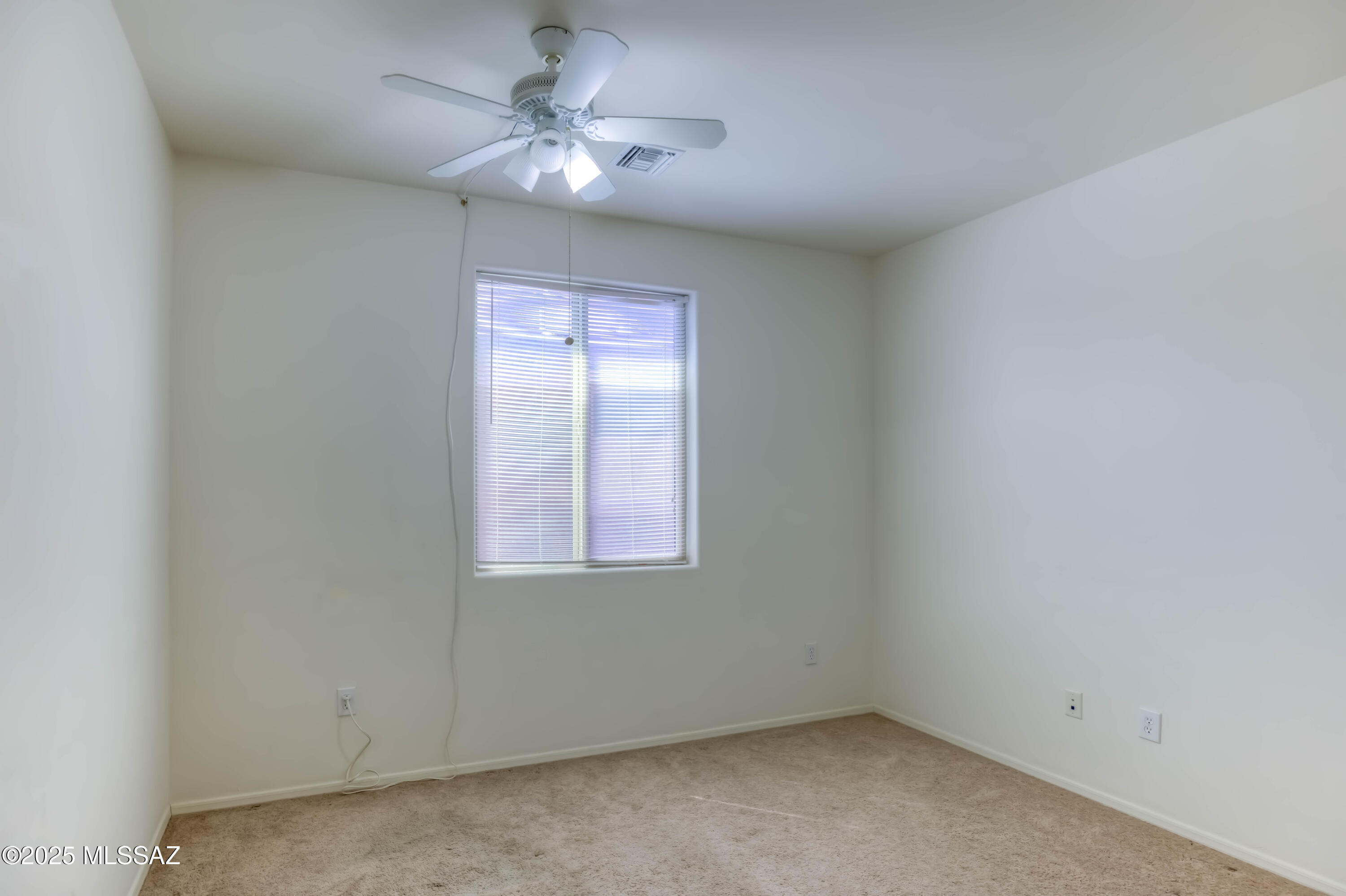 8348 N Mountain Stone Pine Way