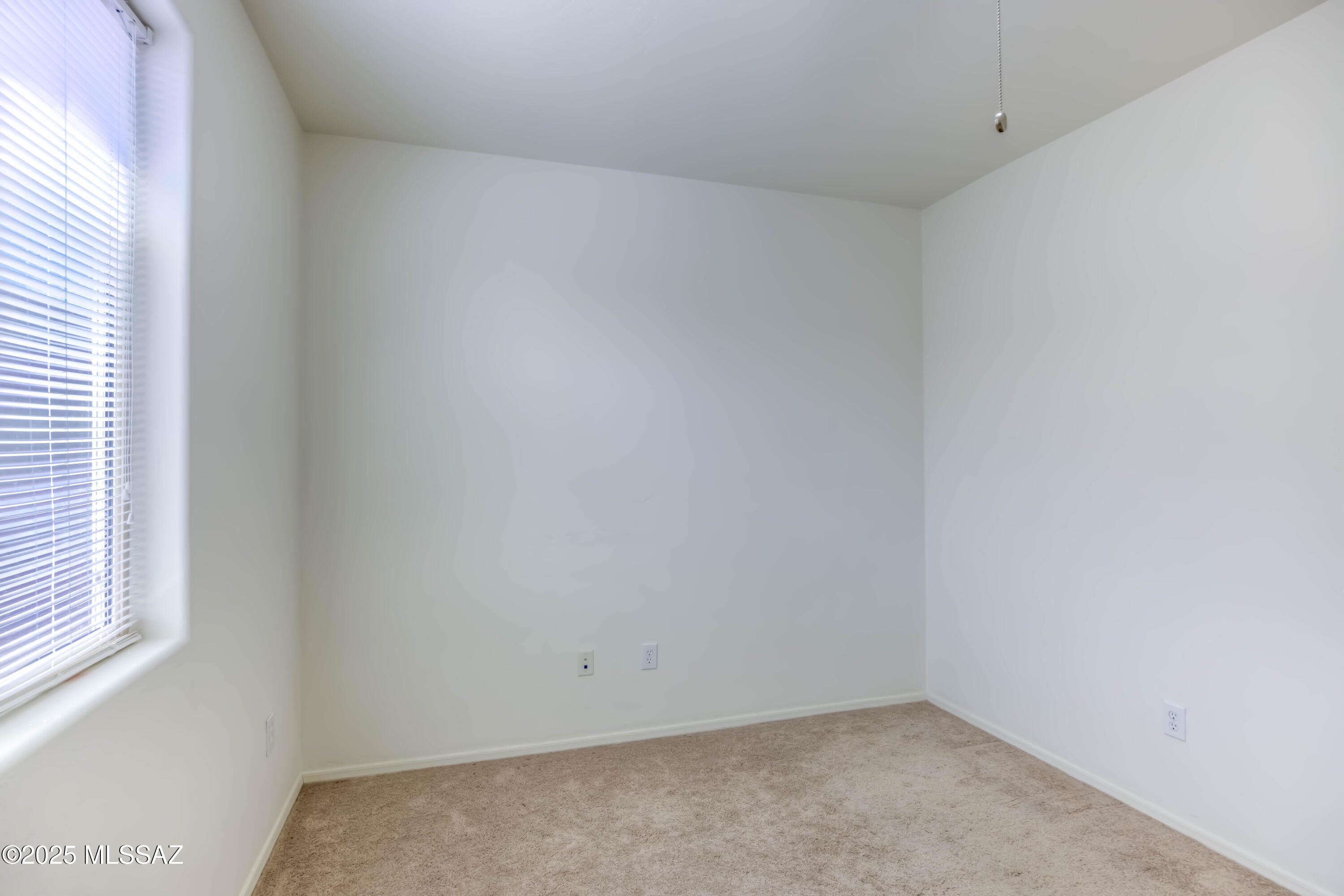 8348 N Mountain Stone Pine Way