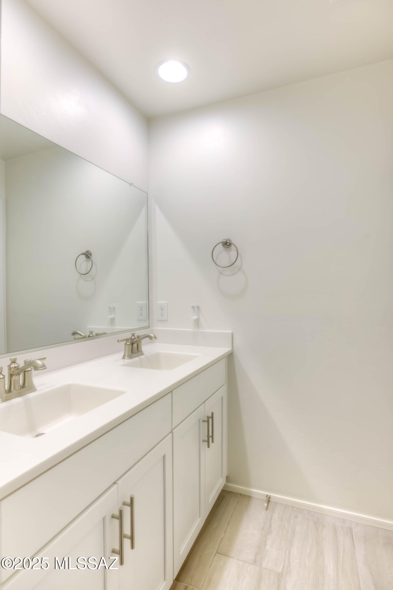 13114 N Grayson Drive