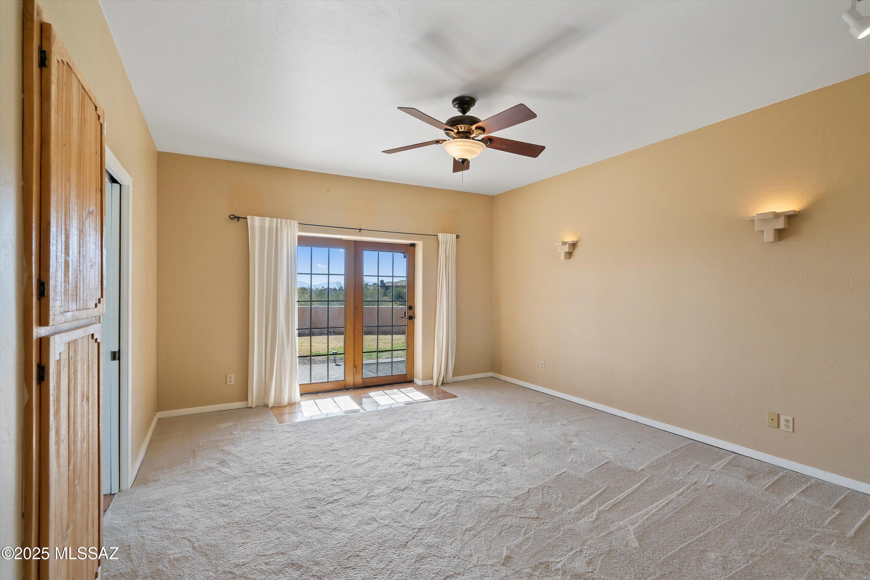 11140 N Poinsettia Drive