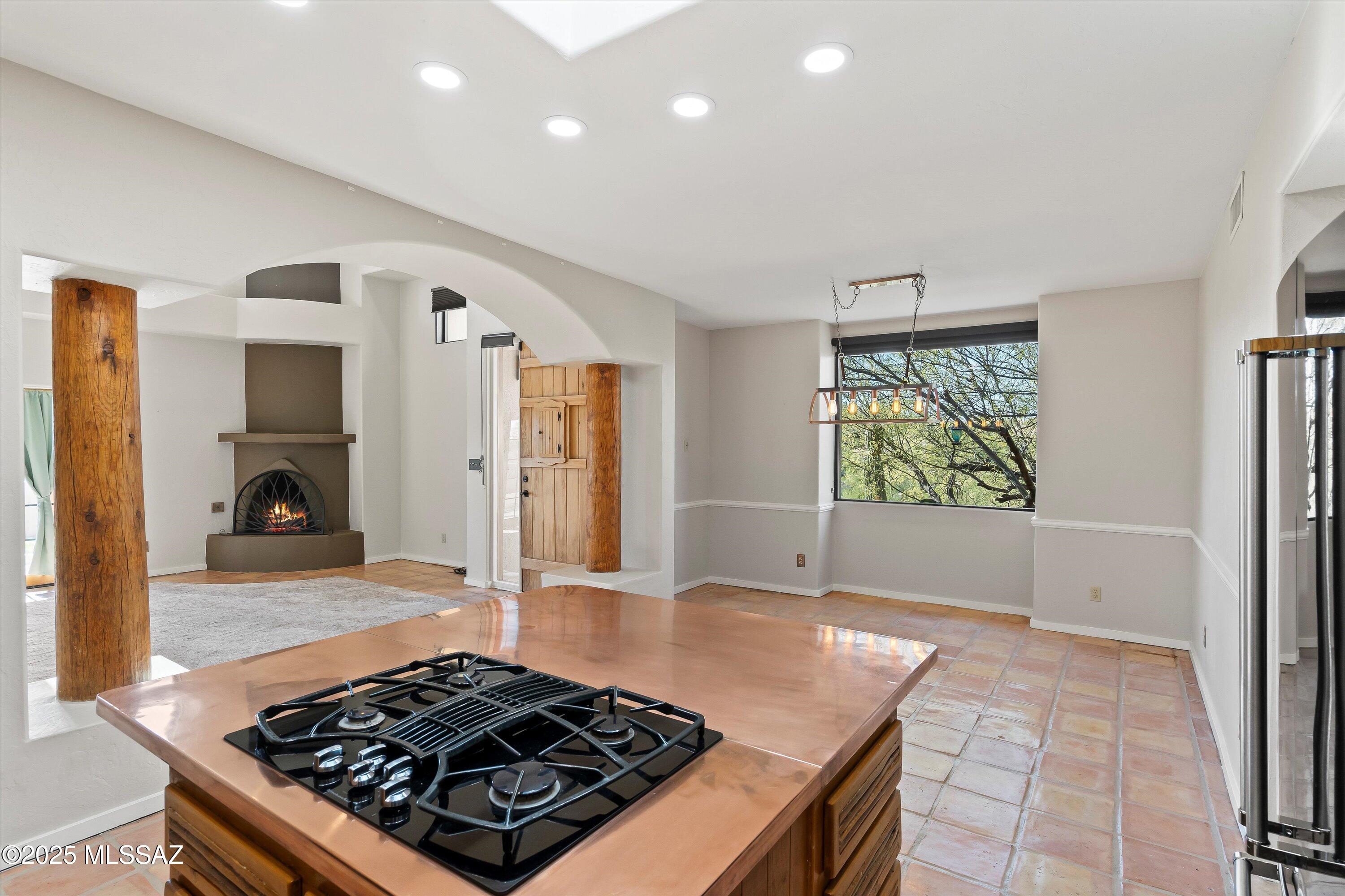 11140 N Poinsettia Drive