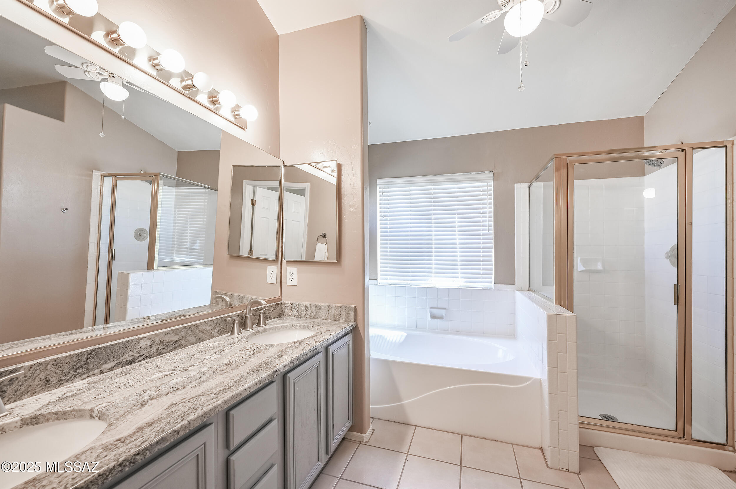 11632 N Labyrinth Drive