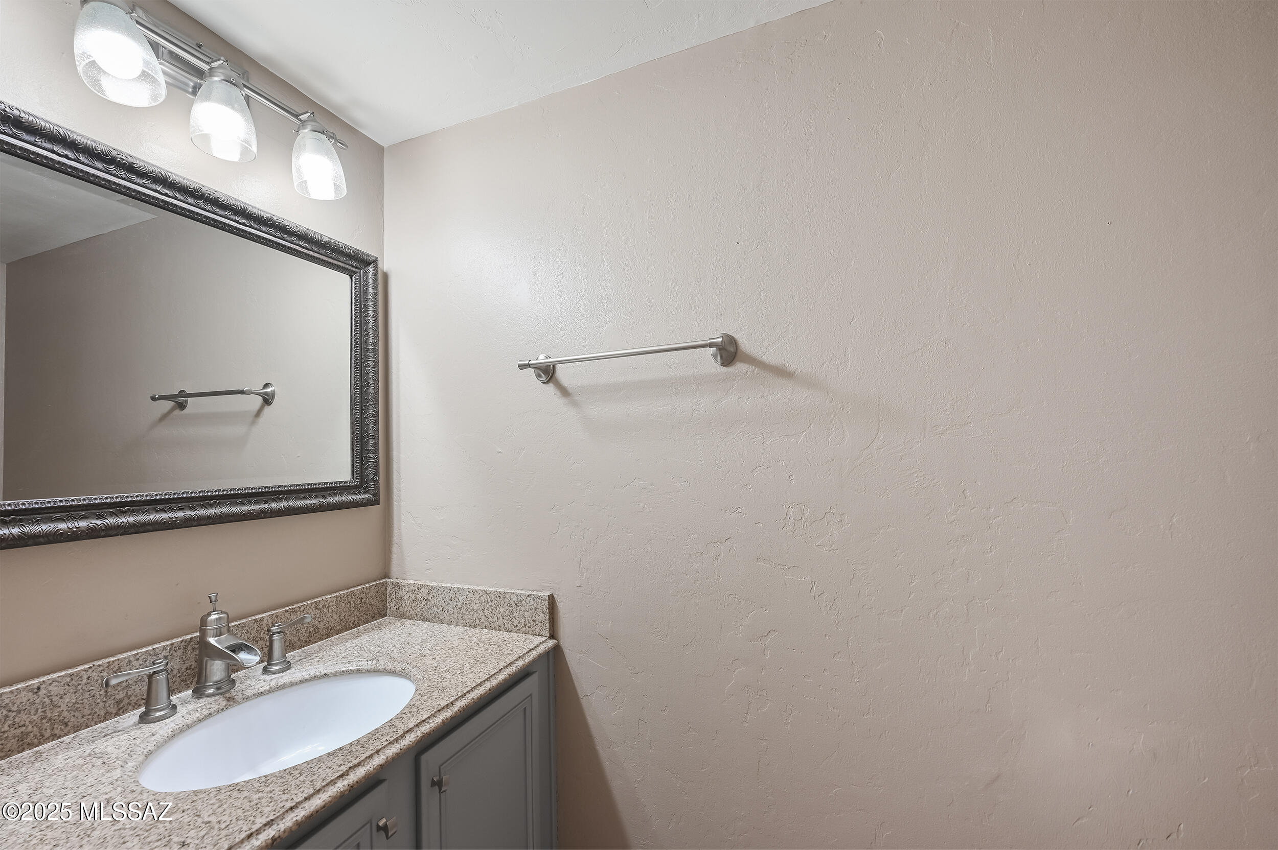 11632 N Labyrinth Drive