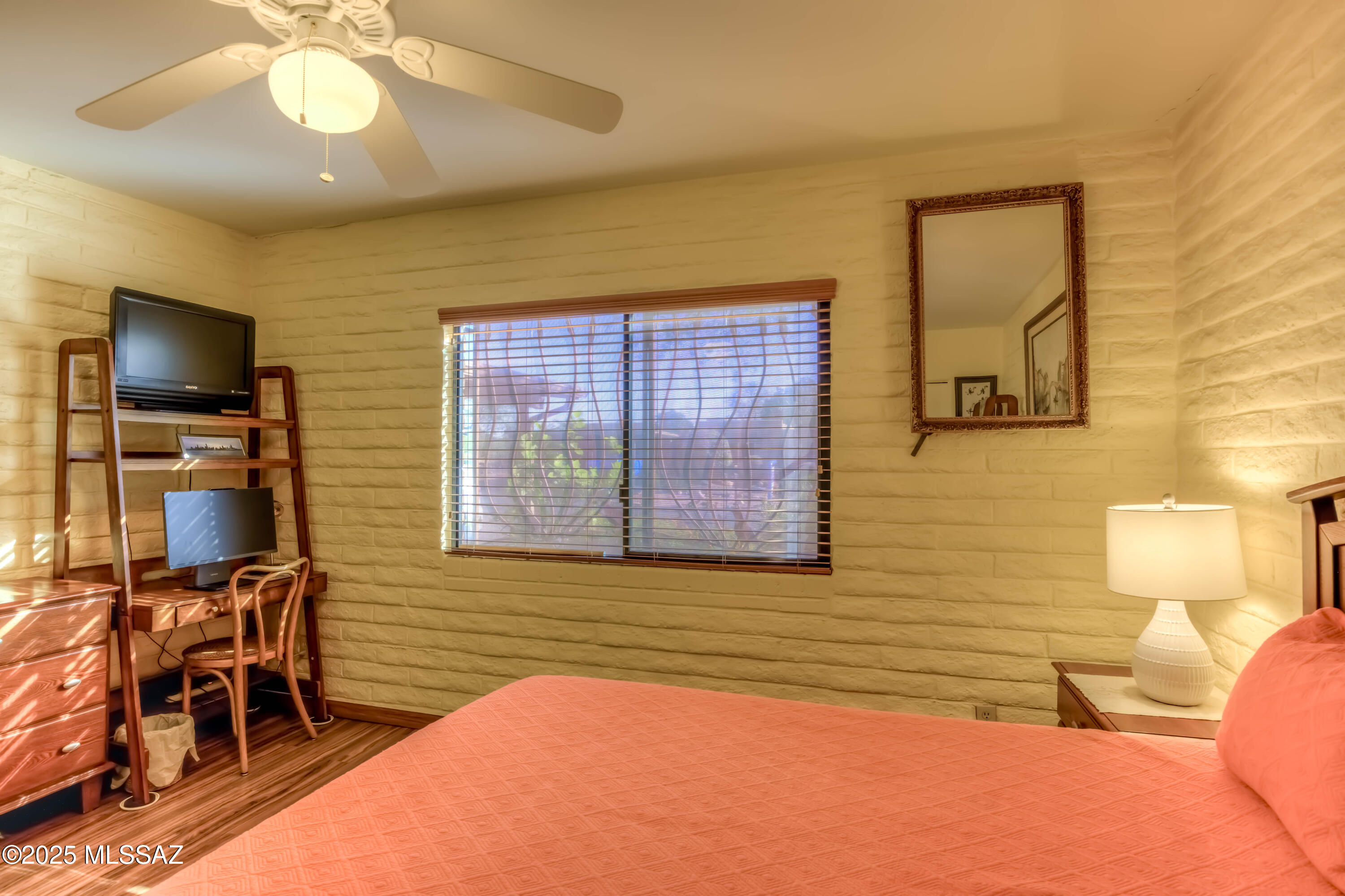 41 E Mediterranean Drive