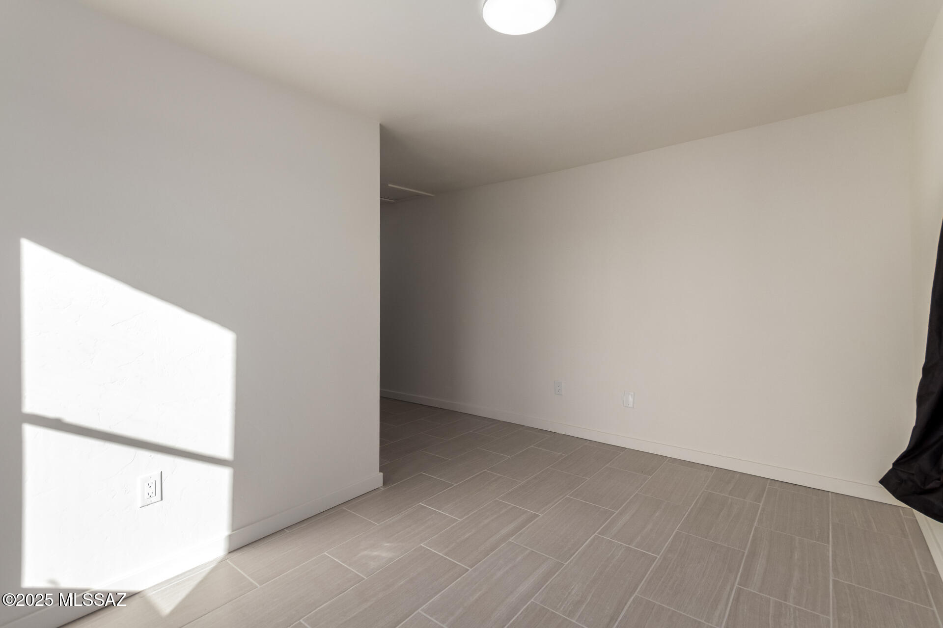 528 W Columbia Street