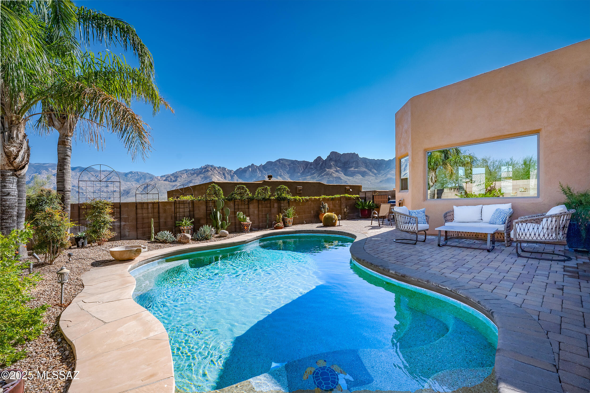 1815 E Starmist Place